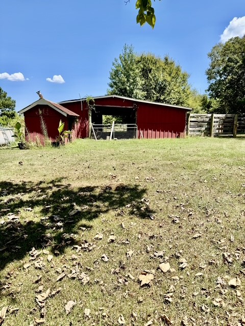 1684 County Road 1050 Property Photo 24