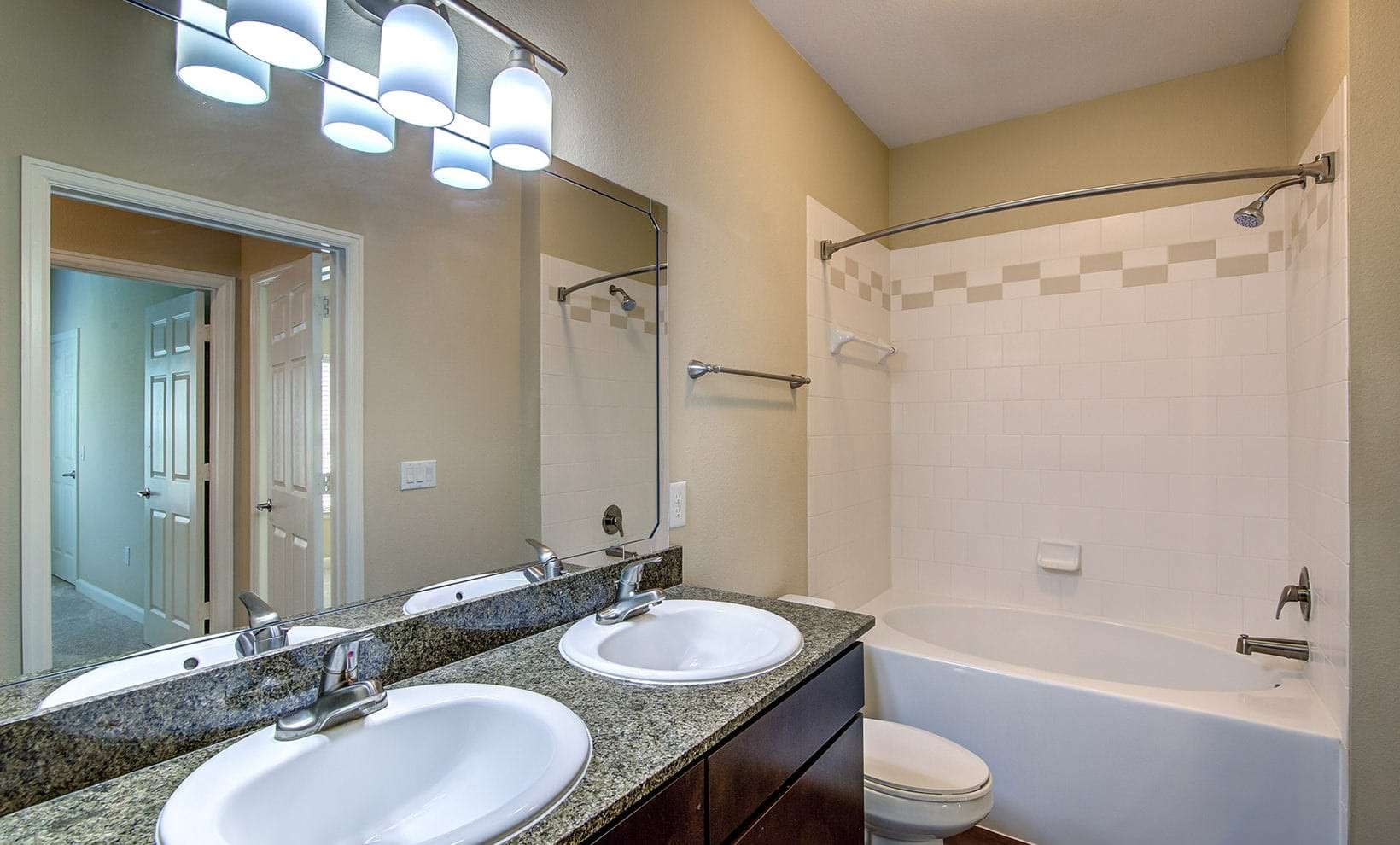2951 N Loop 336 W 0121 Property Photo 12