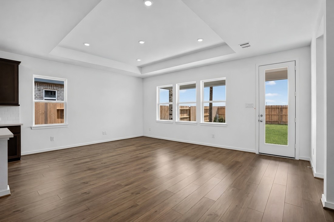 9630 Akashi Run Drive Property Photo 6