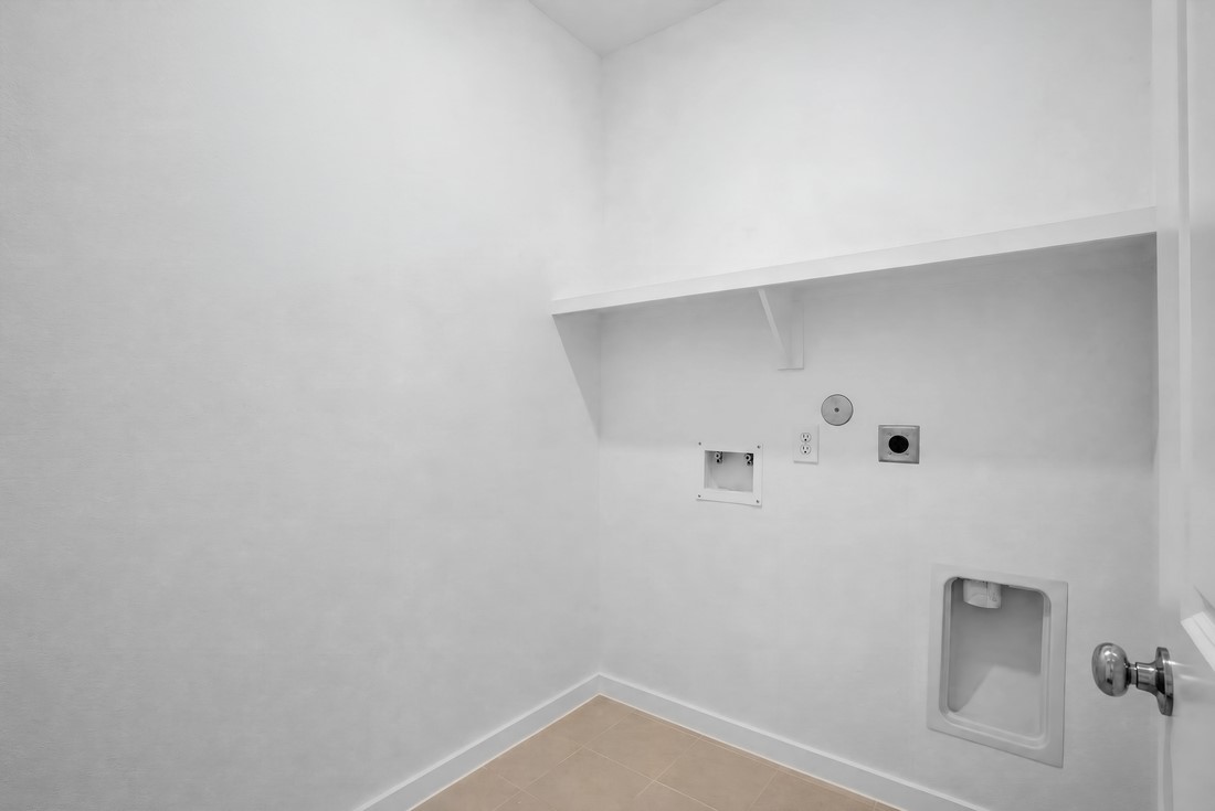 9630 Akashi Run Drive Property Photo 16