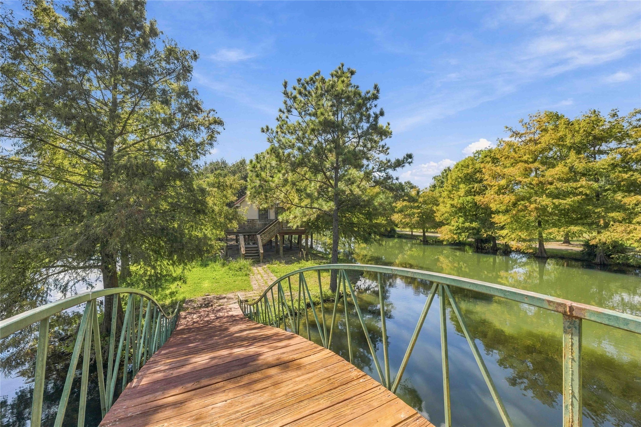 22731 Ford Road Property Photo 17