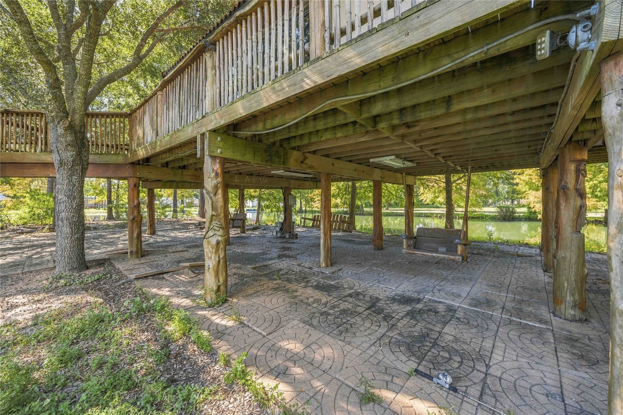 22731 Ford Road Property Photo 20