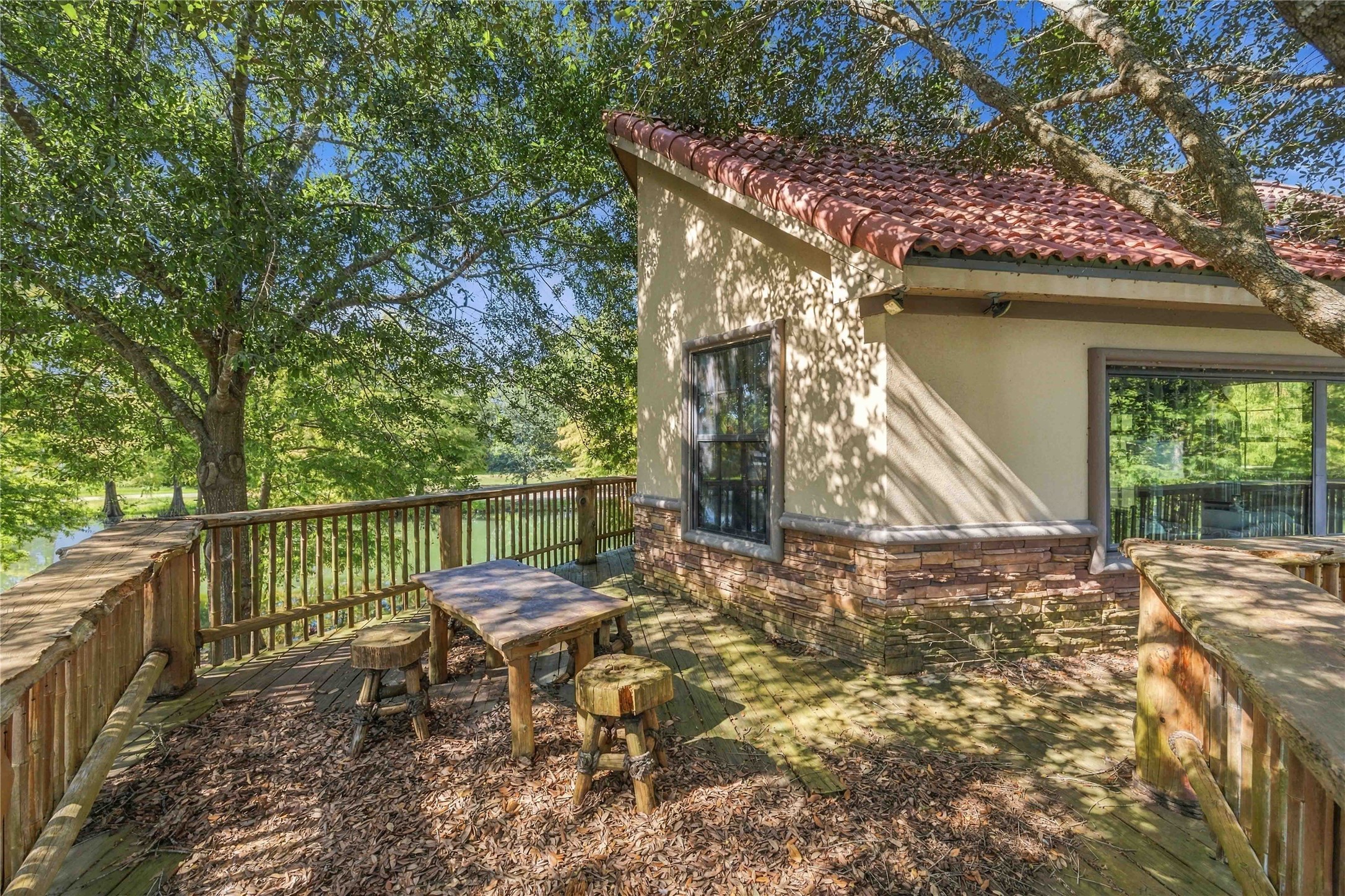 22731 Ford Road Property Photo 21
