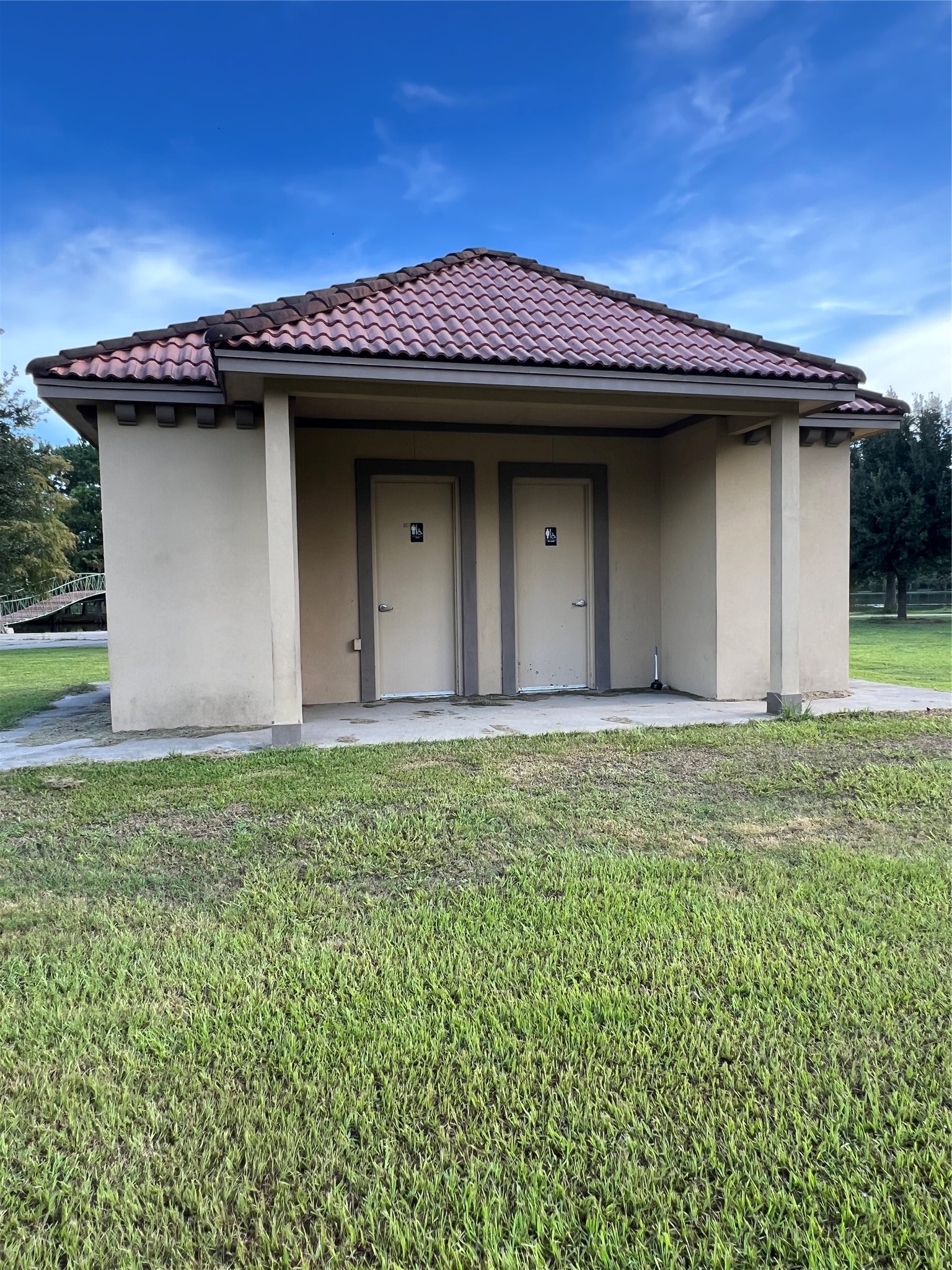 22731 Ford Road Property Photo 43