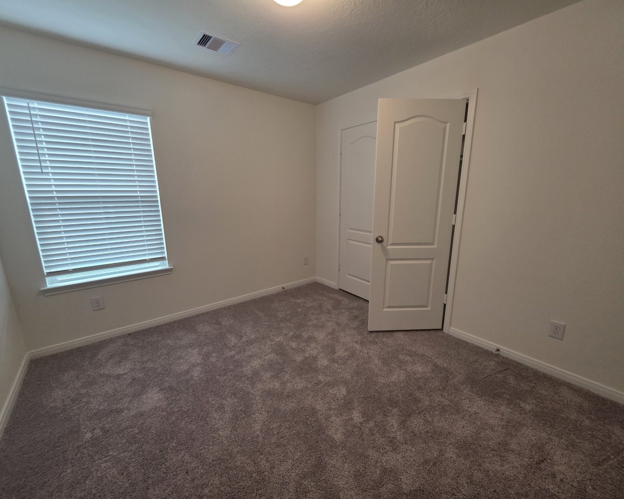 3027 Elassona Lane Property Photo 12