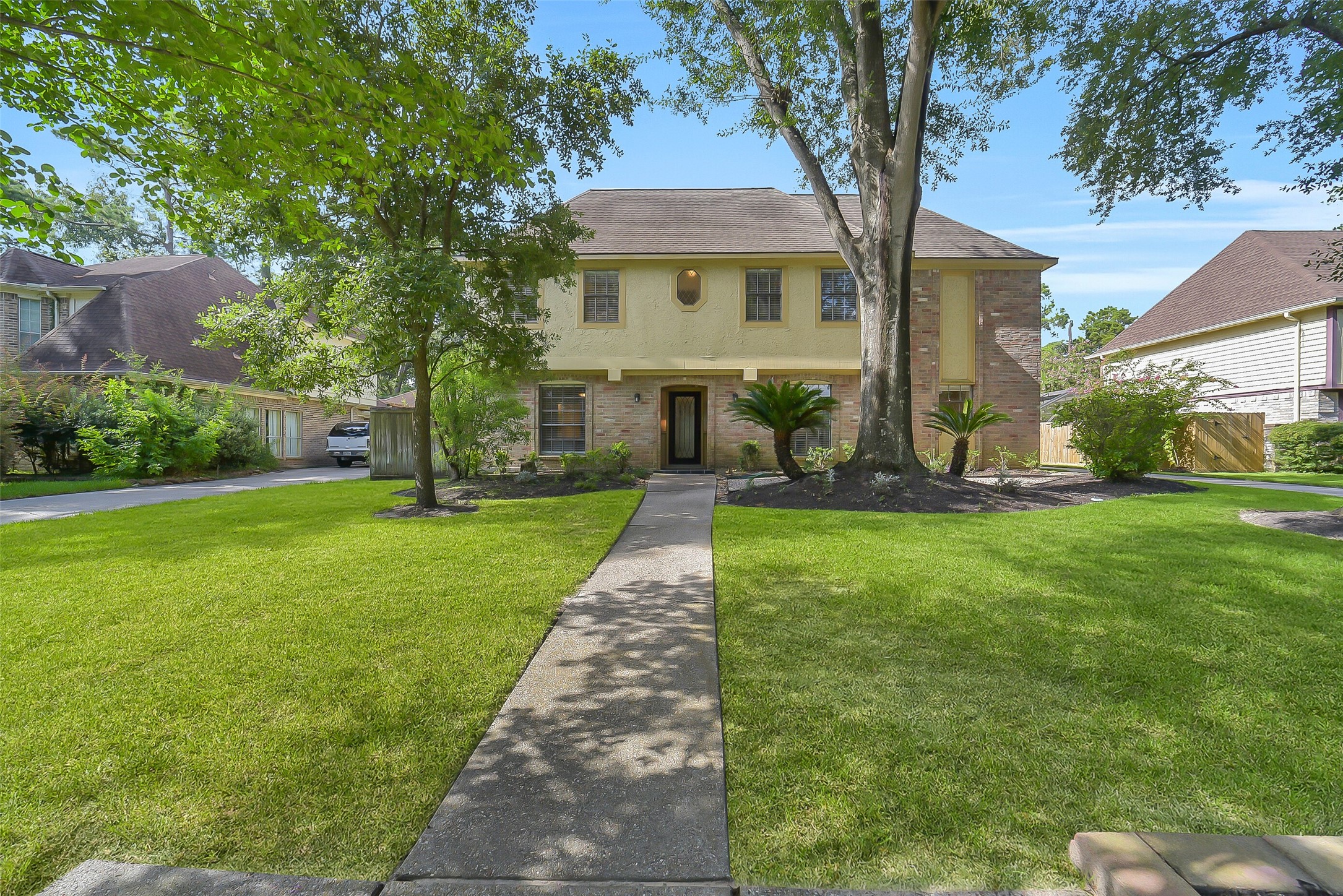 12803 Chriswood Drive Property Photo 1