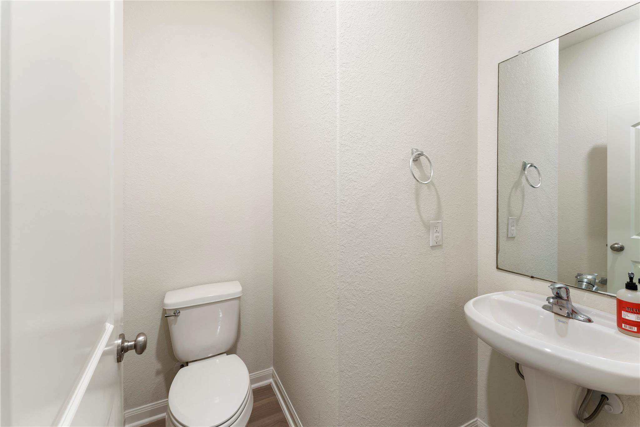 9702 Opal Gates Drive, Rosharon Tx 77583 Property Photo 9