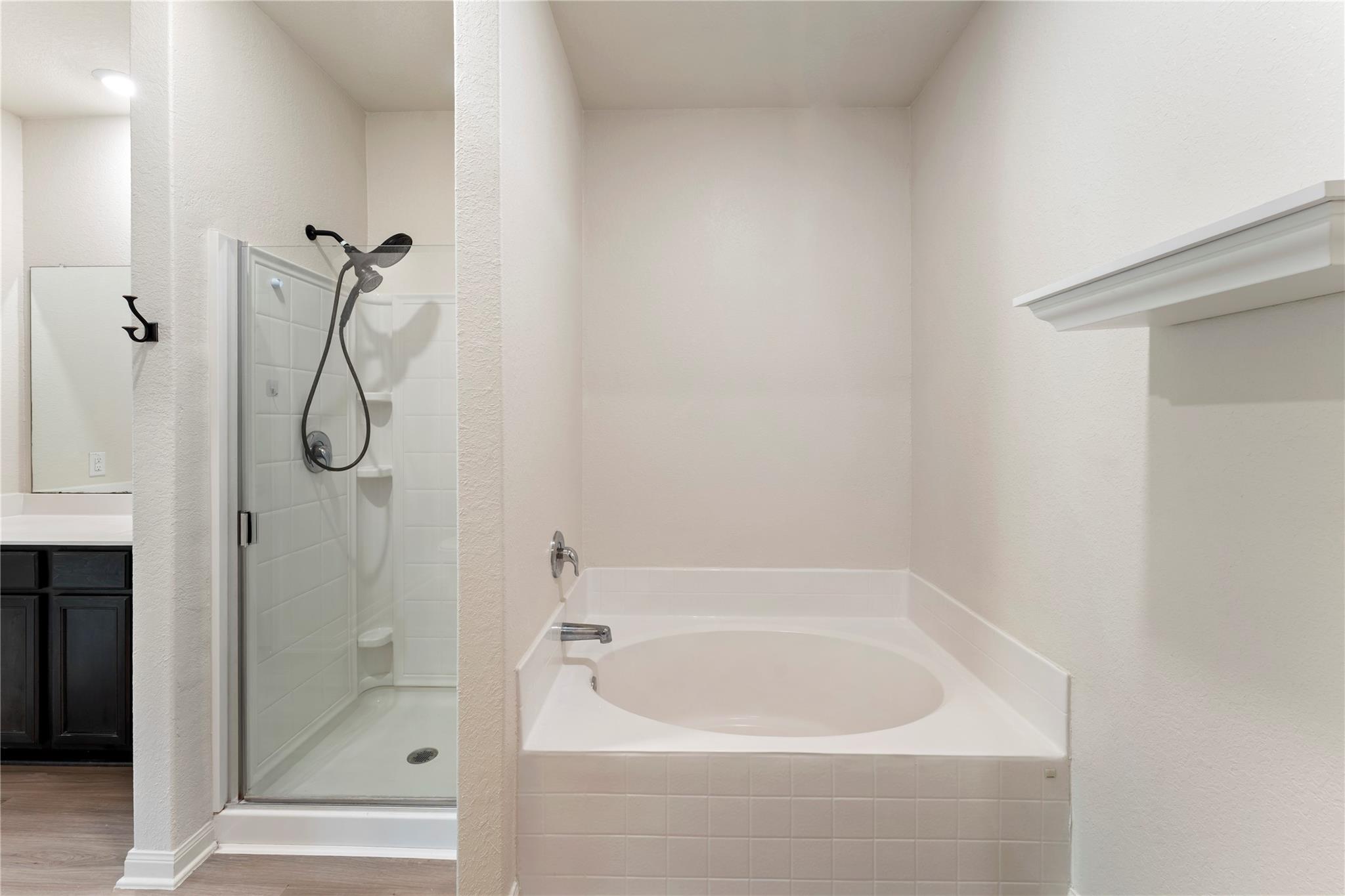 9702 Opal Gates Drive, Rosharon Tx 77583 Property Photo 25