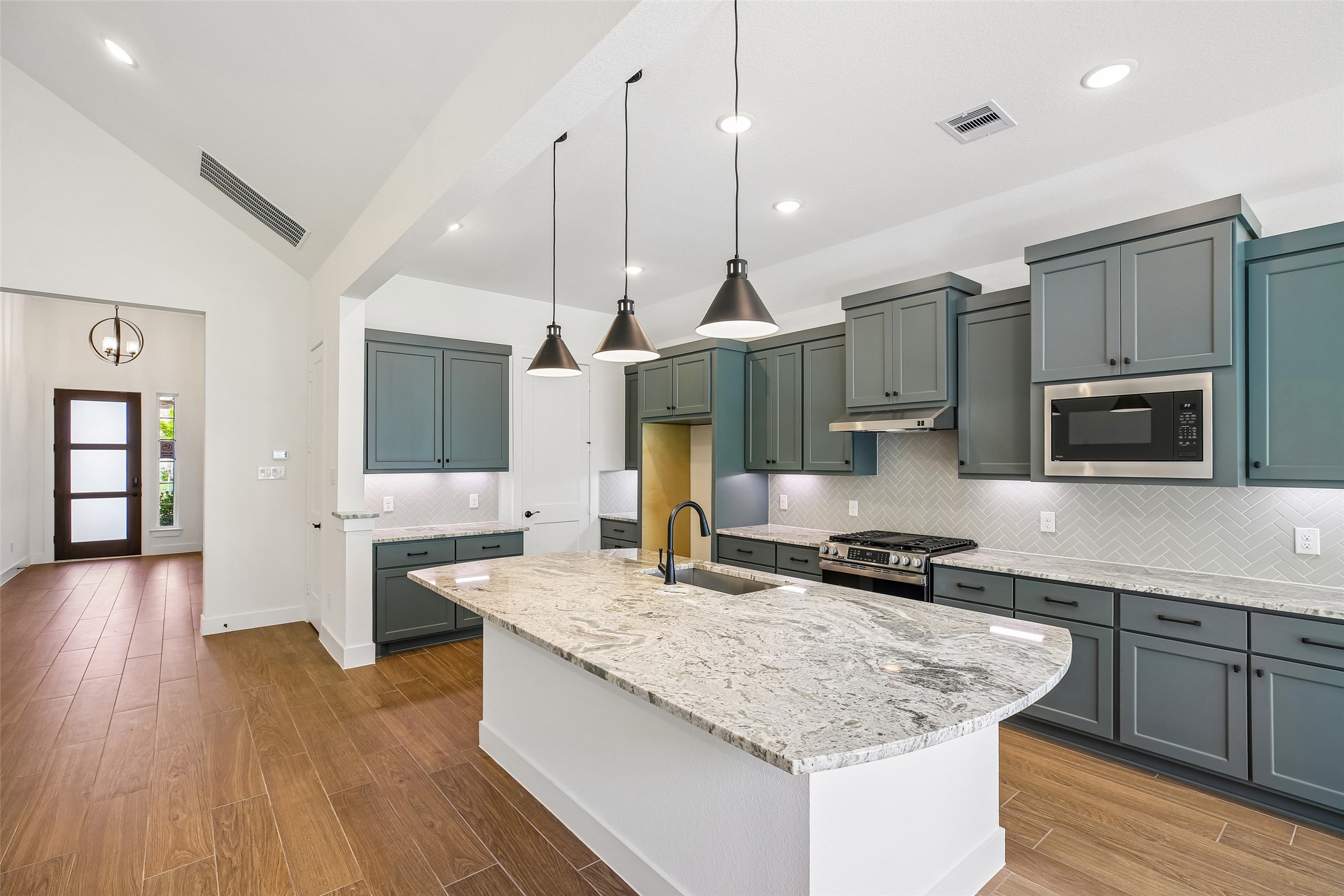 18071 Brennie Bird Lane Property Photo 3