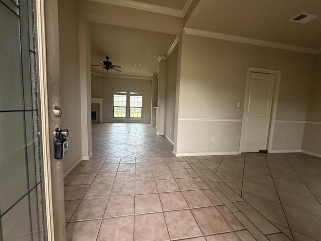 8010 Torrey Pines Circle Property Photo 3