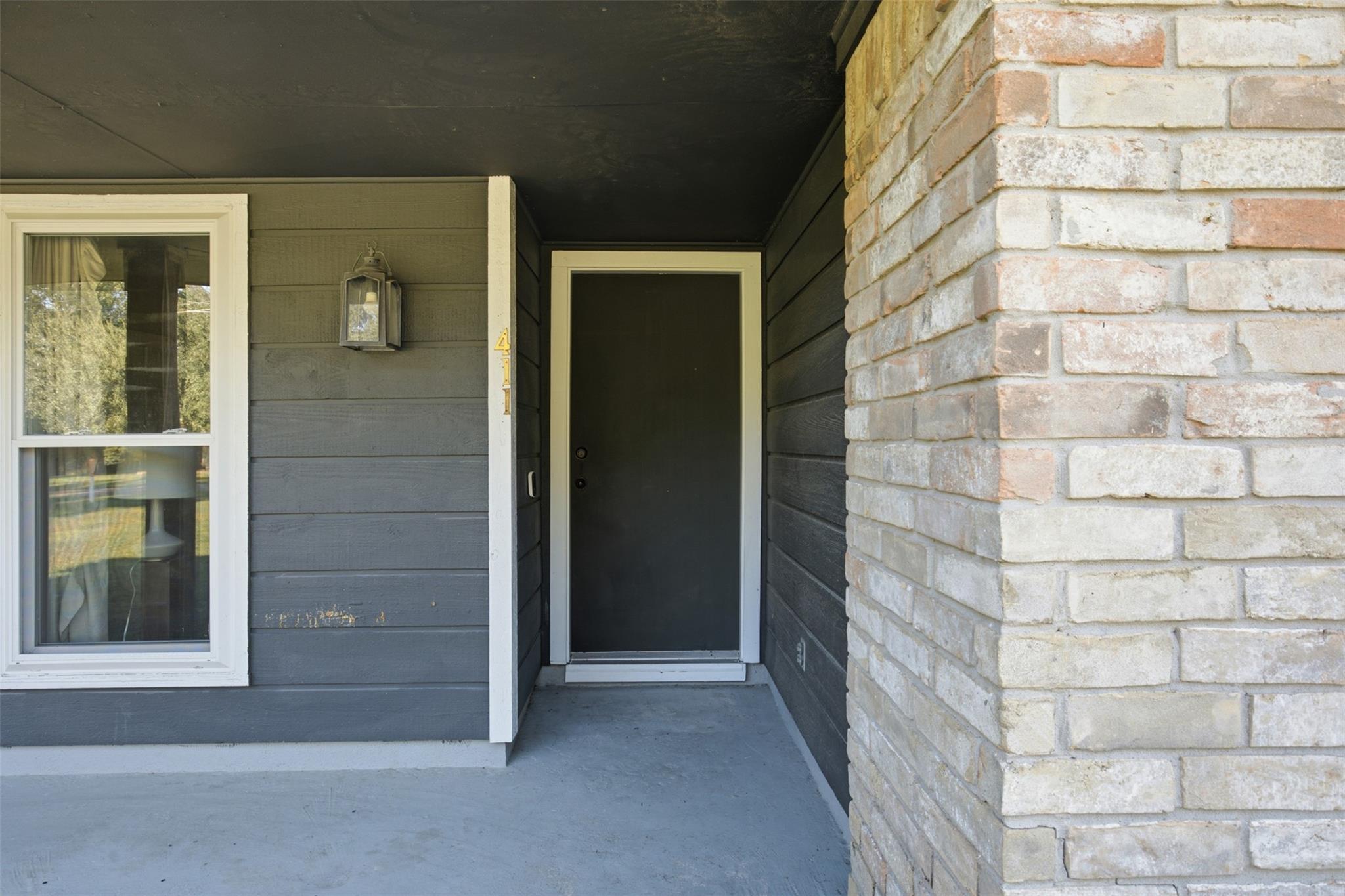 411 County Road 3663 Property Photo 2