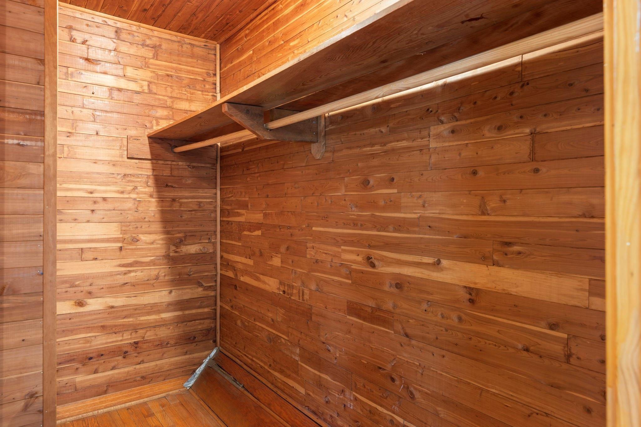 1802 Turnpike Road Property Photo 32