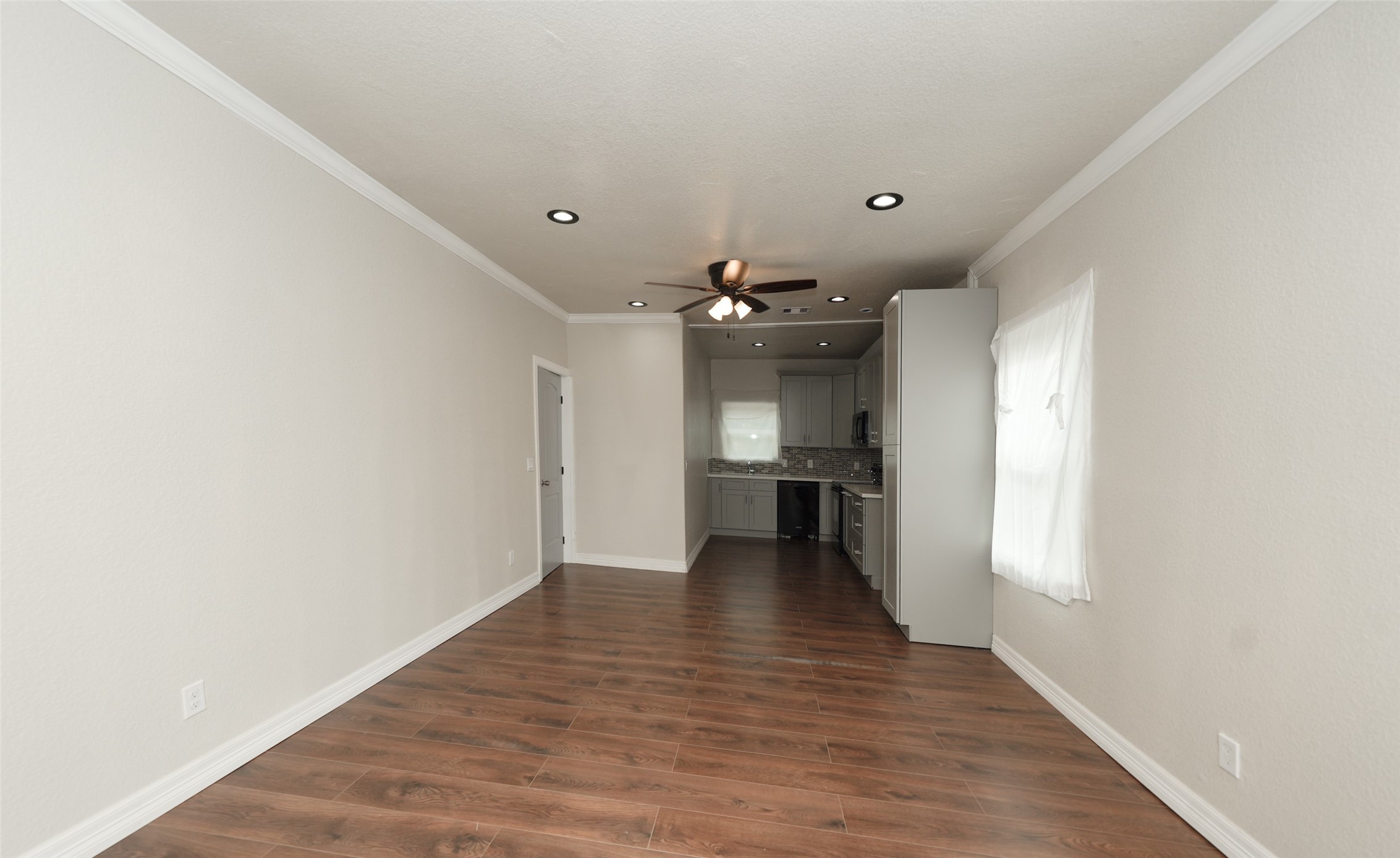 9305 Kentshire Drive Property Photo 20