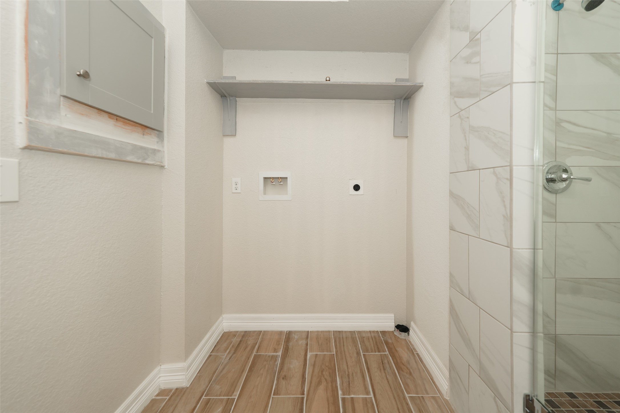 9305 Kentshire Drive Property Photo 22
