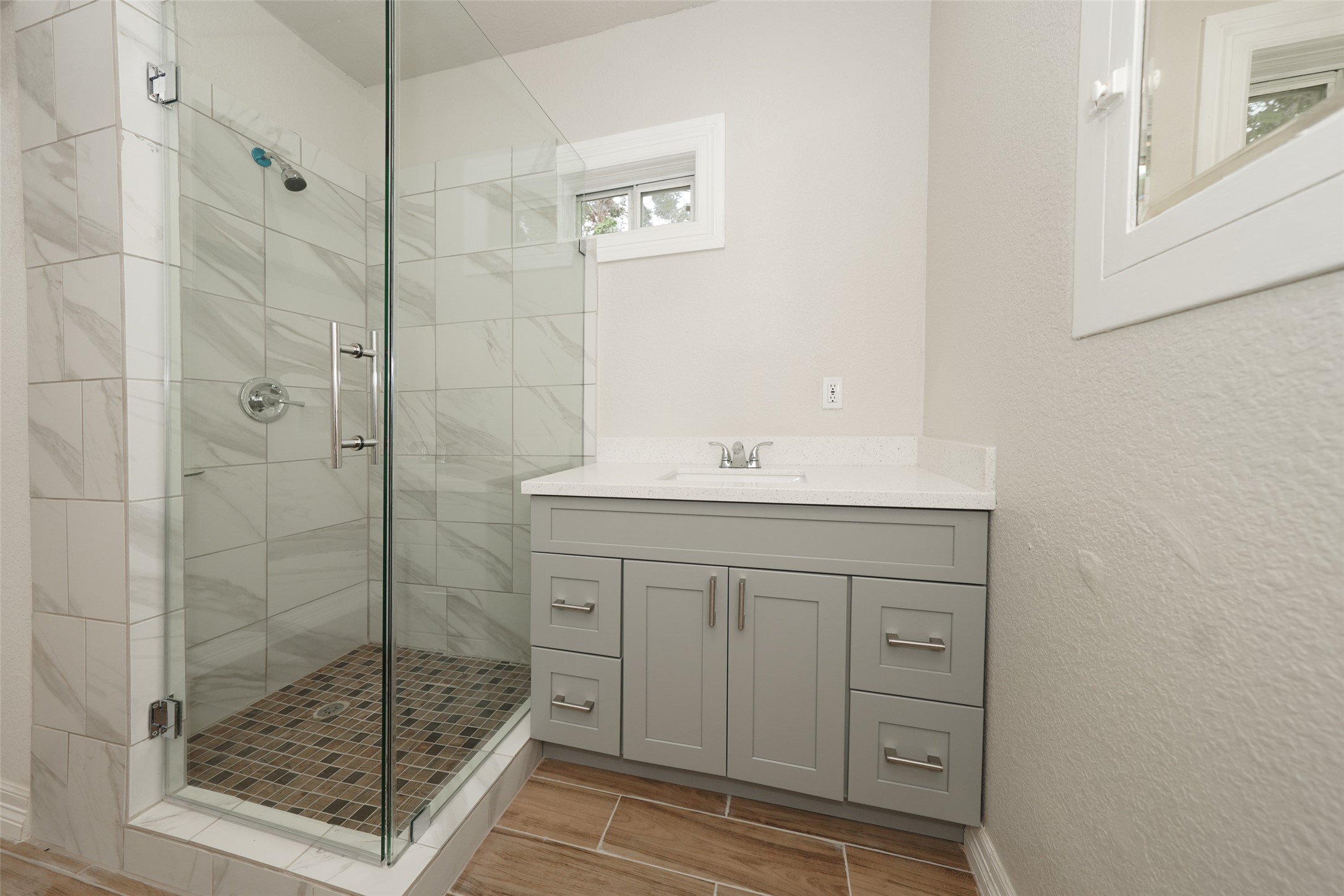 9305 Kentshire Drive Property Photo 24