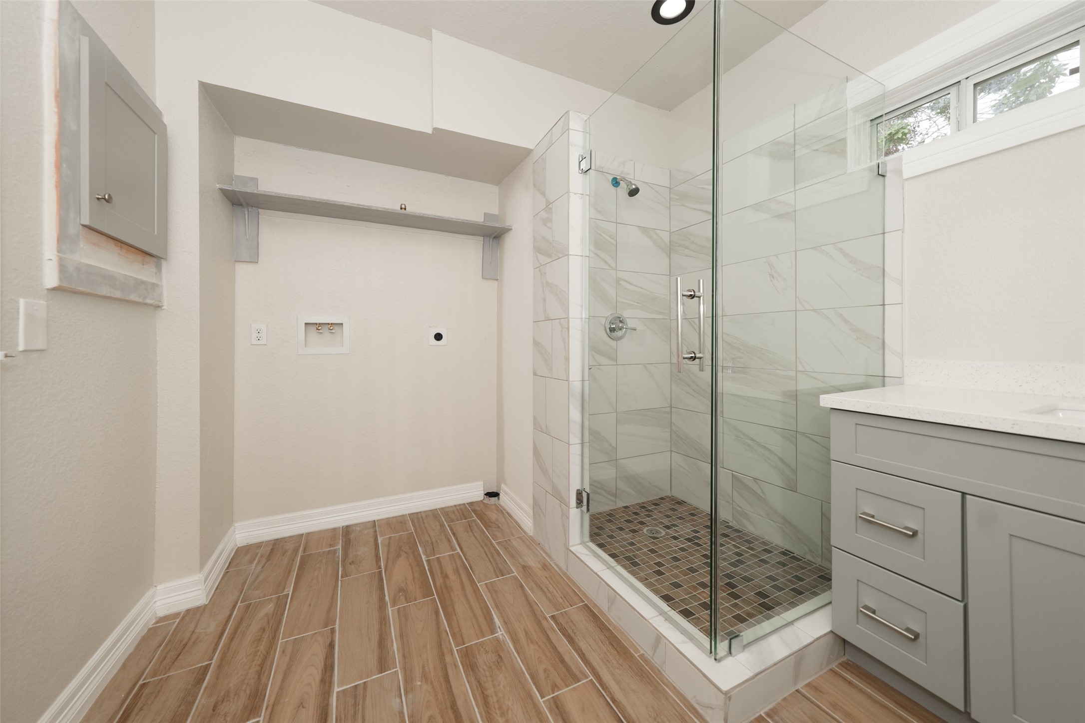 9305 Kentshire Drive Property Photo 25