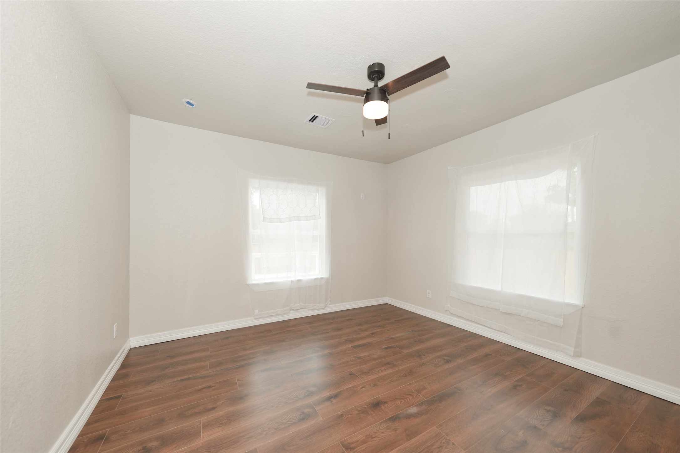 9305 Kentshire Drive Property Photo 29