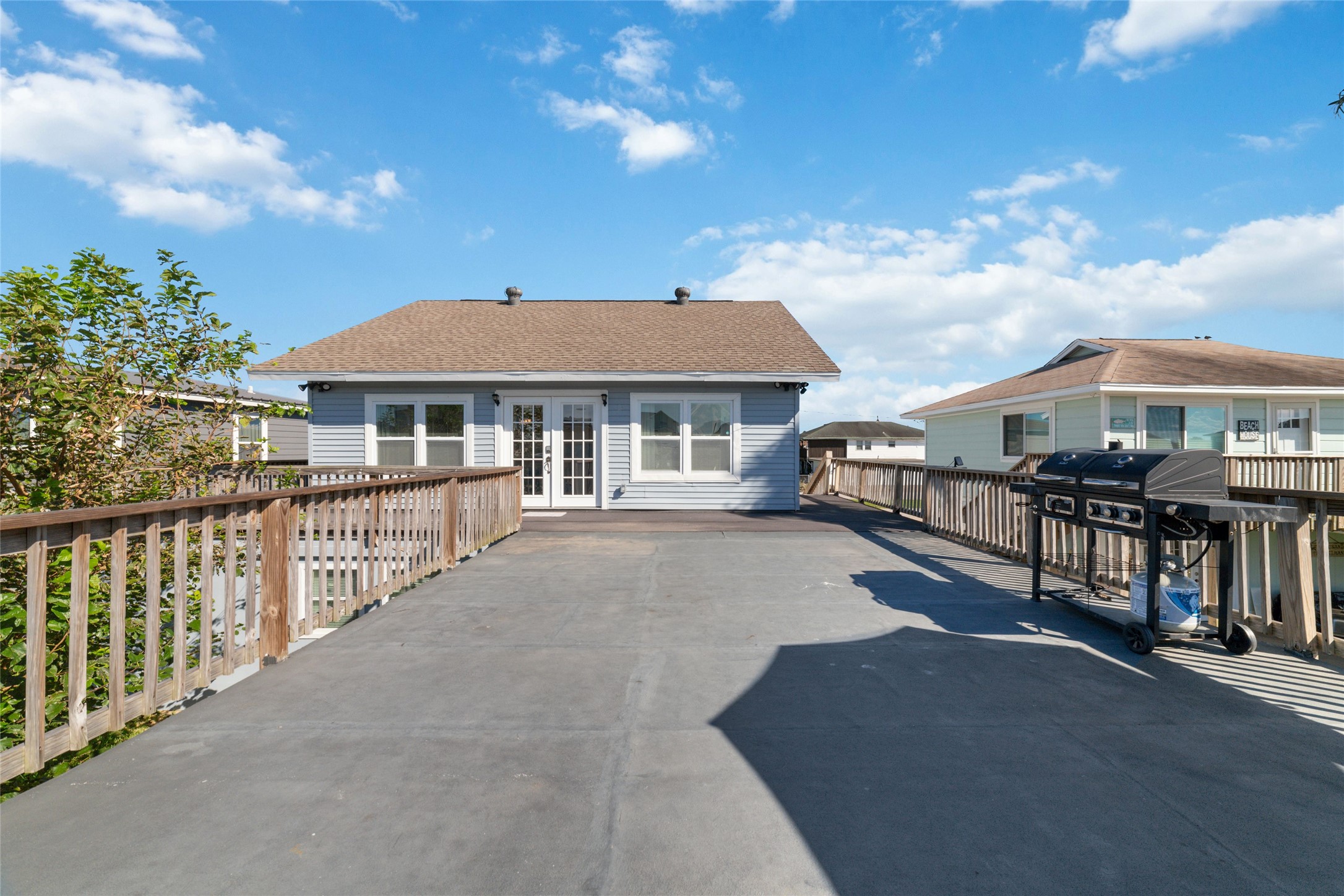 196 Barracuda Street Property Photo