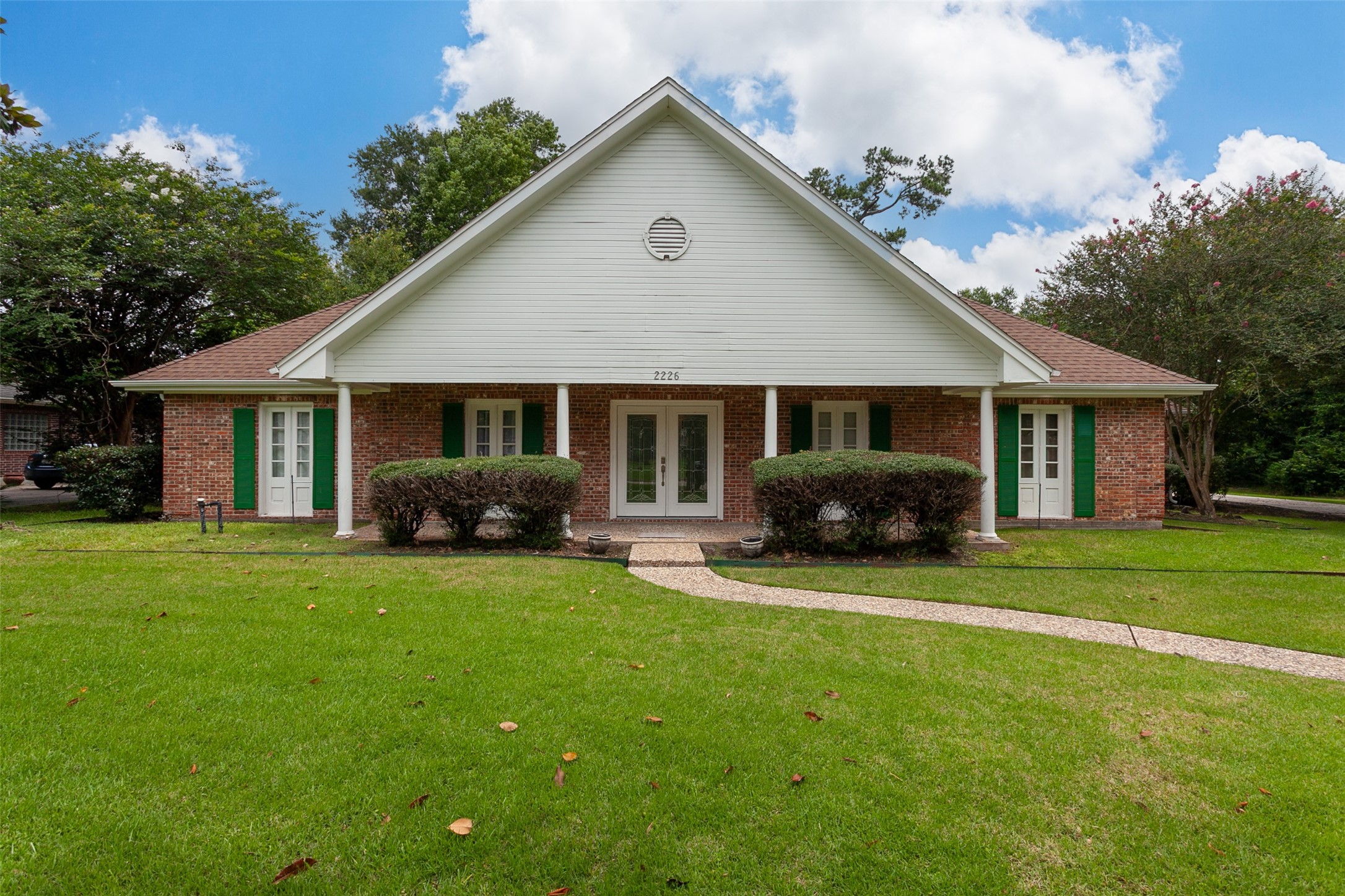 2226 Chasse Bend Street Property Photo 1
