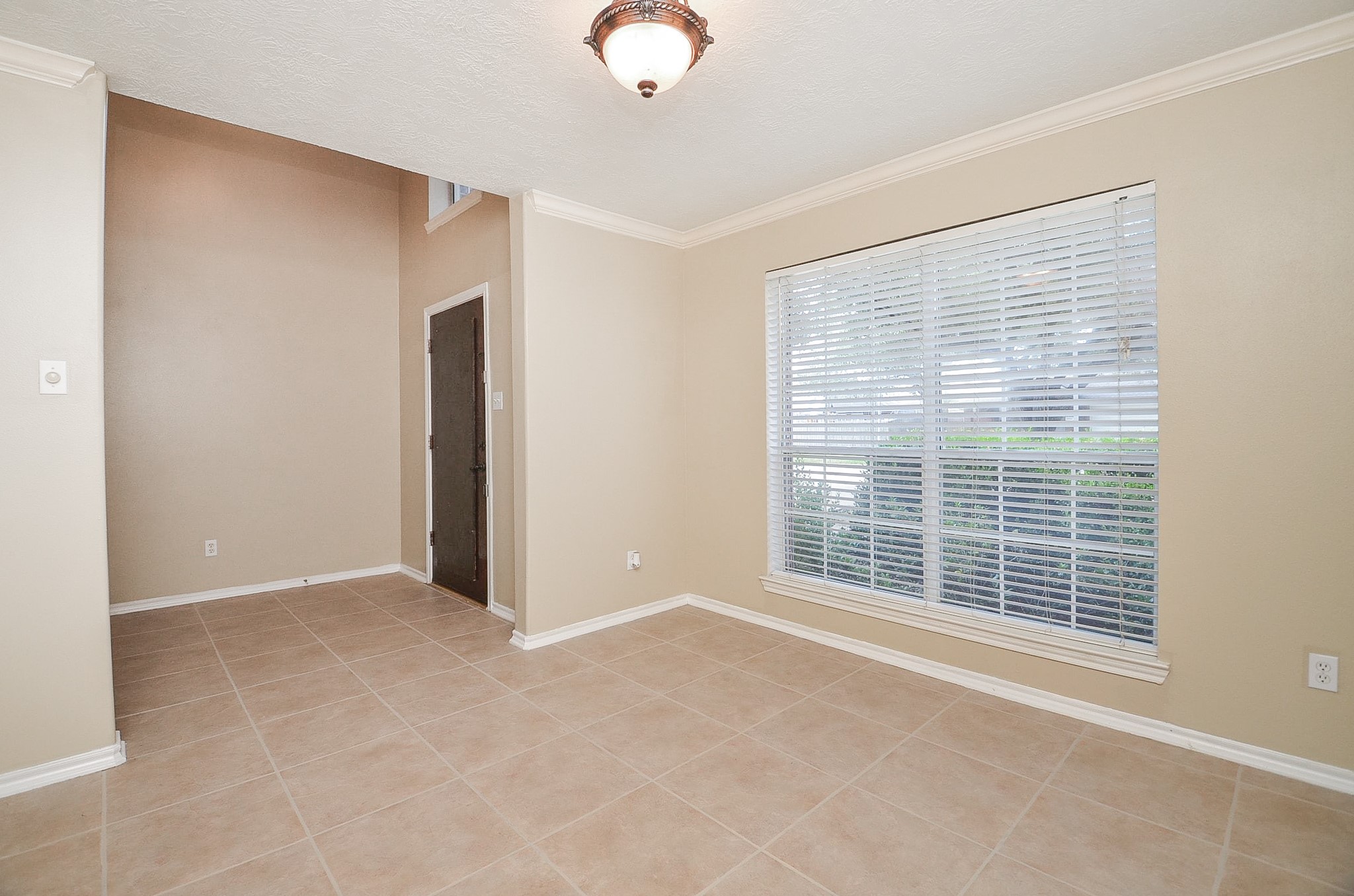 15323 Ochre Leaf Trail Property Photo 5