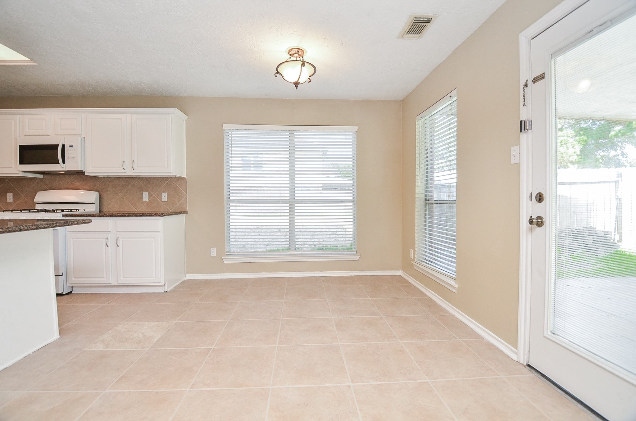 15323 Ochre Leaf Trail Property Photo 13