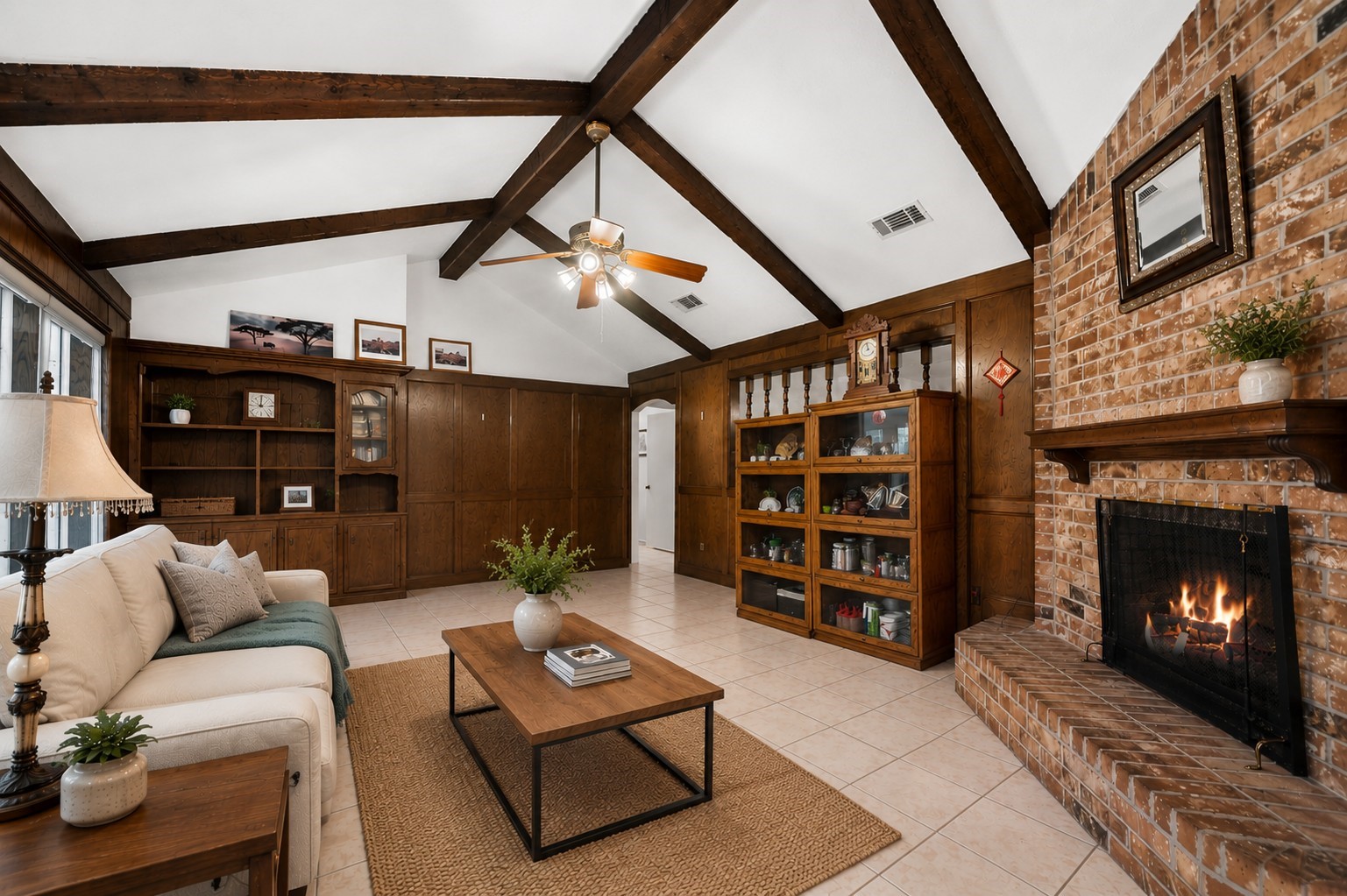 1923 Crystal Springs Drive Property Photo 2