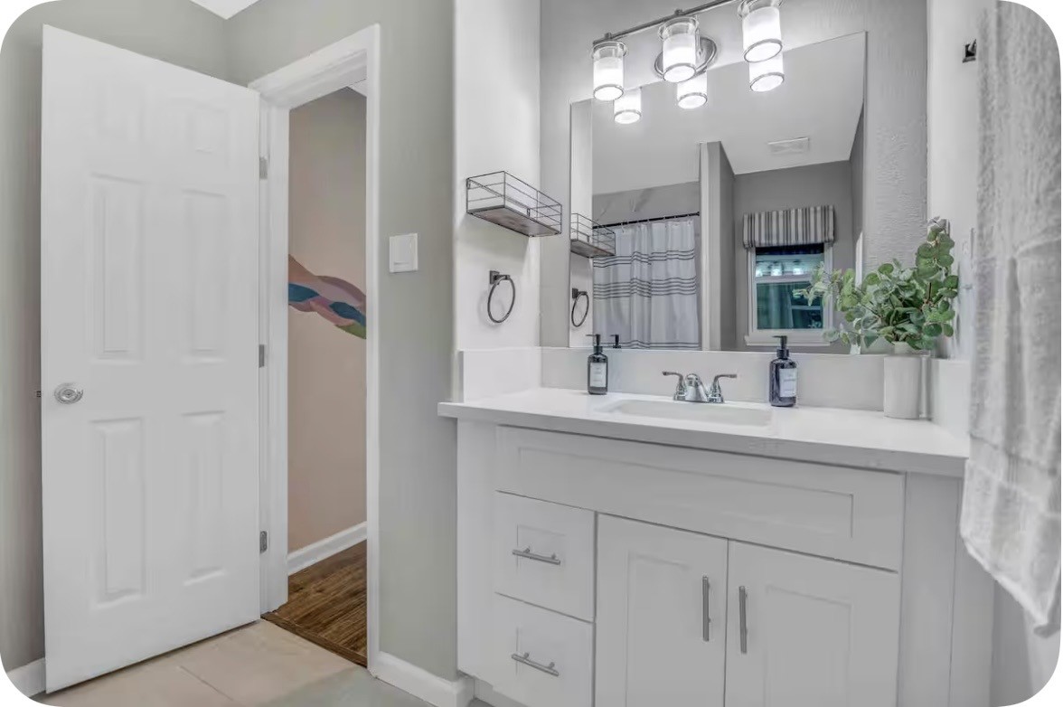 8411 Garden Parks Drive Property Photo 11