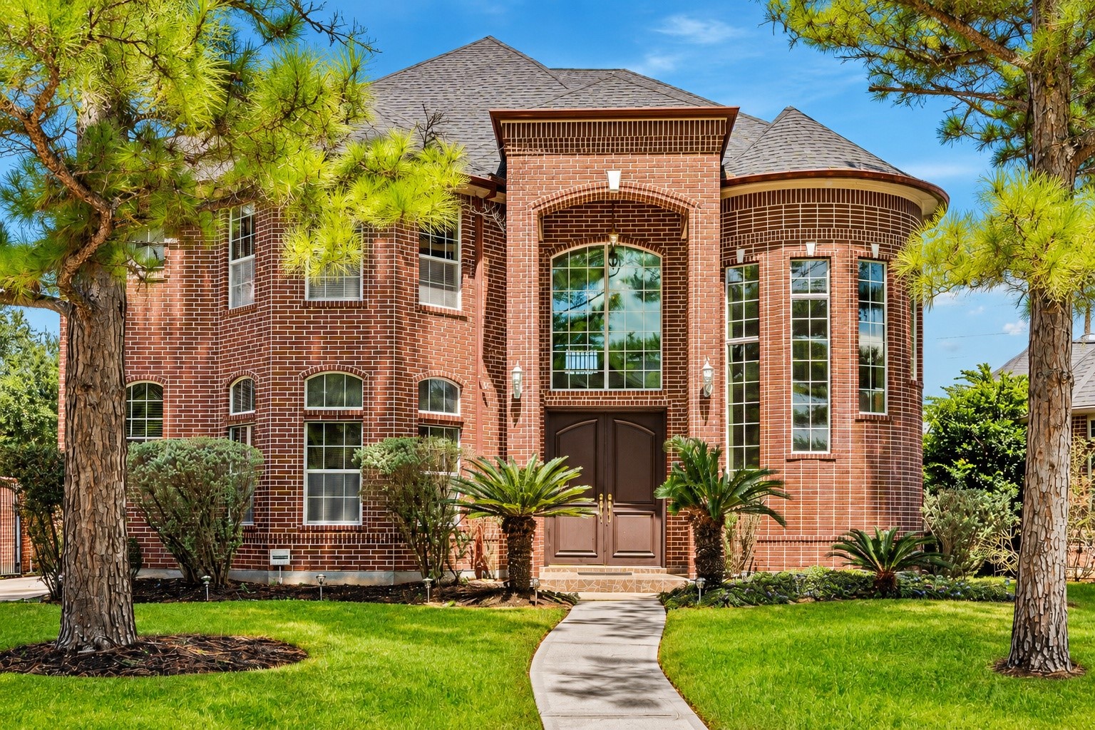 18314 Timber Strand Drive Property Photo 1