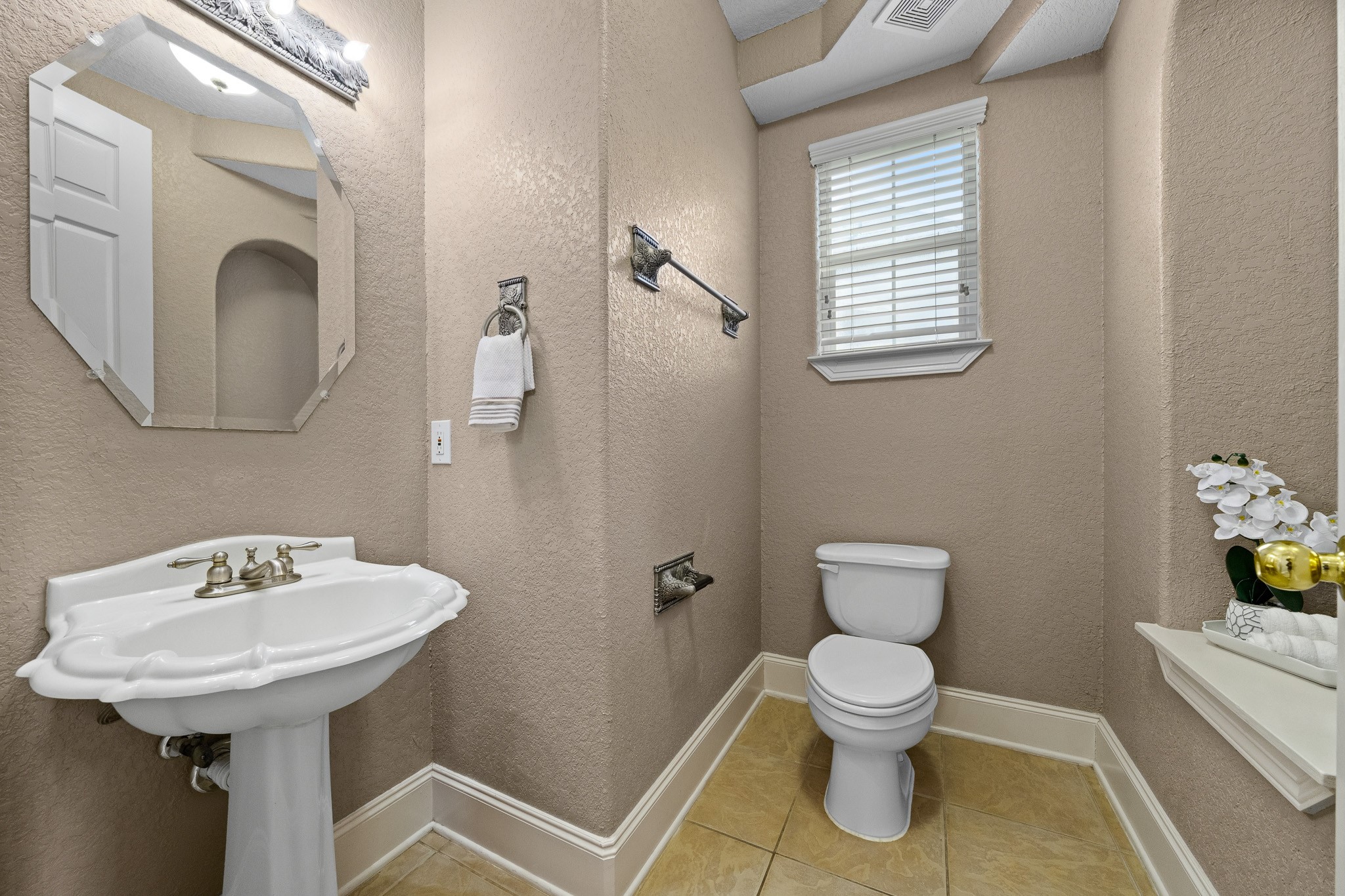18314 Timber Strand Drive Property Photo 25