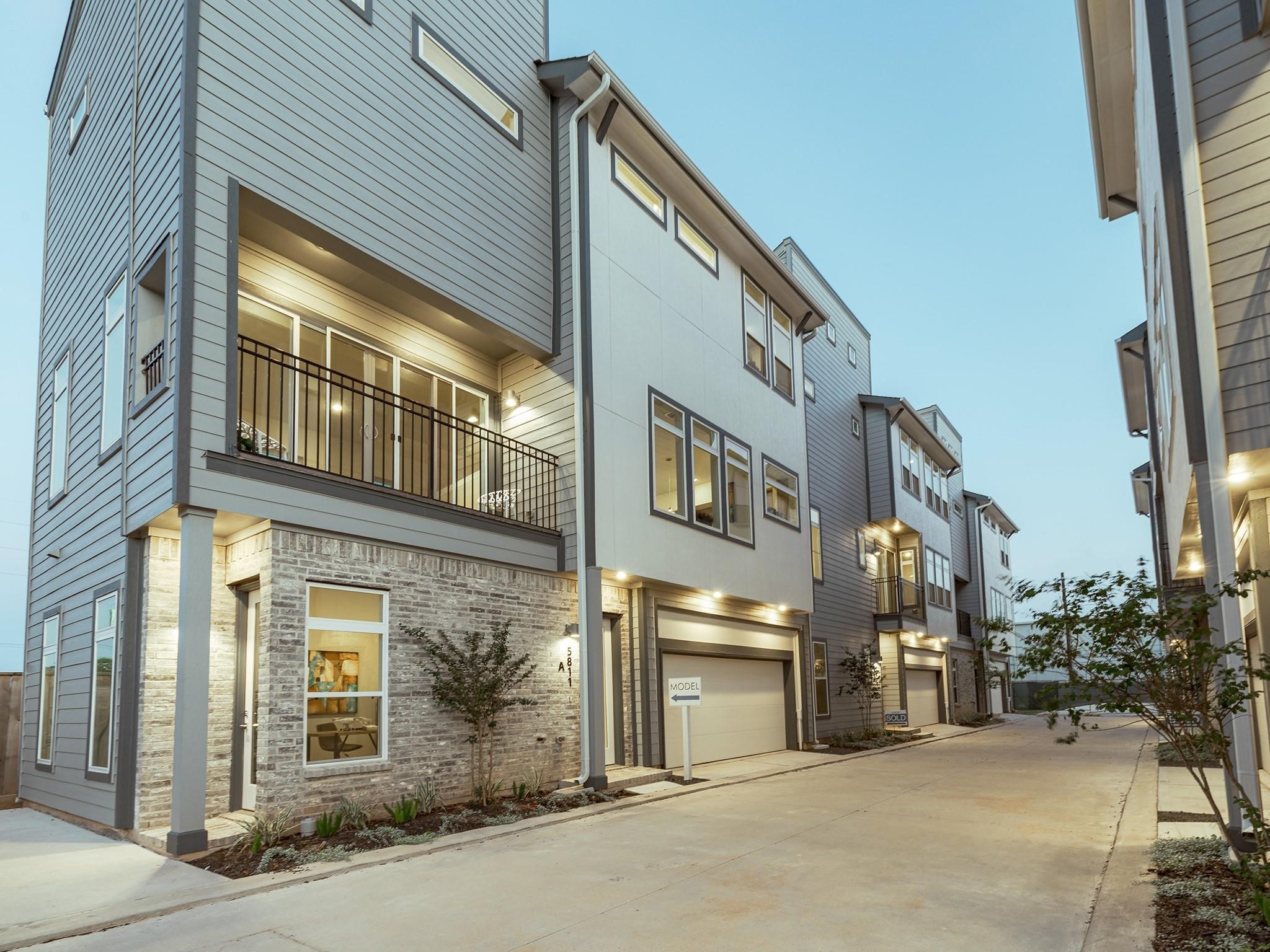 5823 Fairdale Lane B Property Photo 1