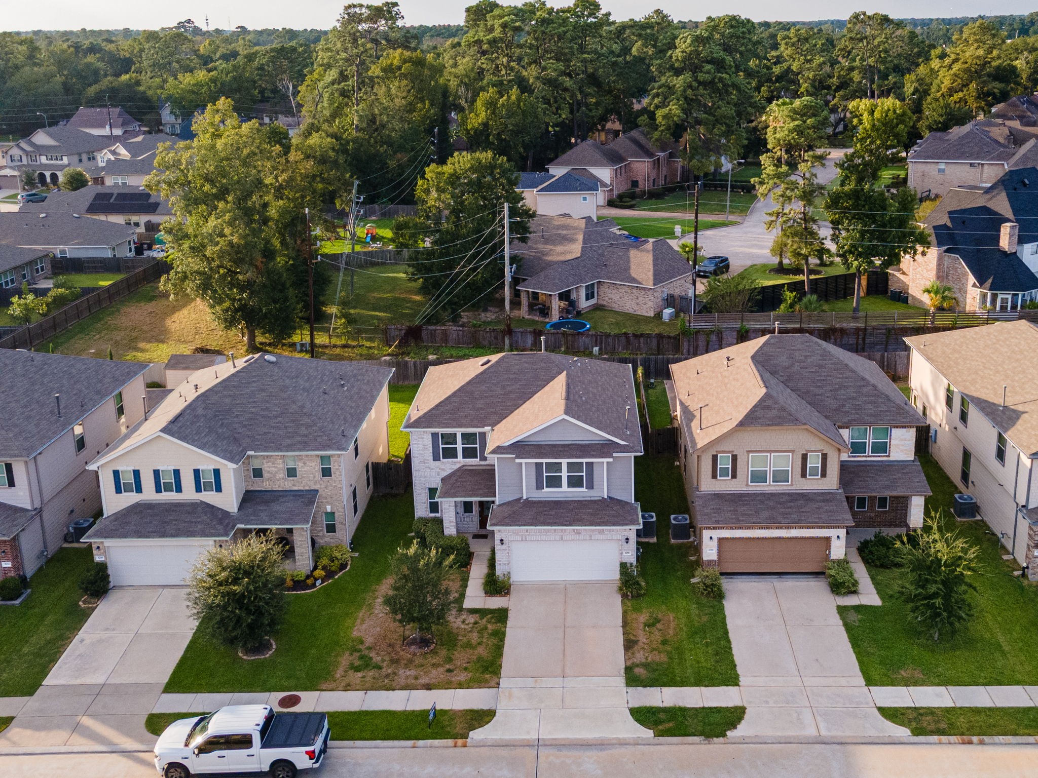 4214 Shady Palmetto Drive Property Photo 1