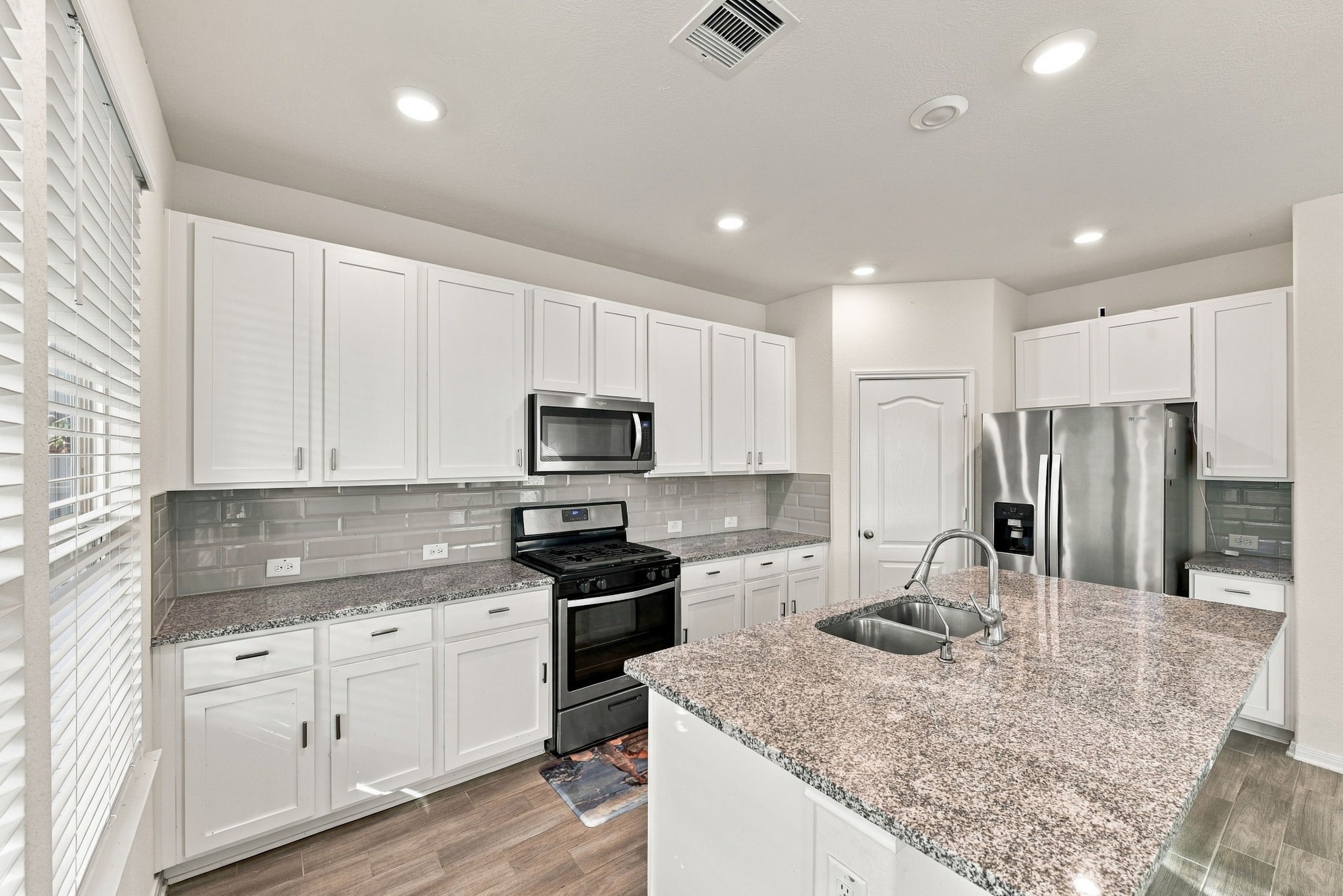 4214 Shady Palmetto Drive Property Photo 10