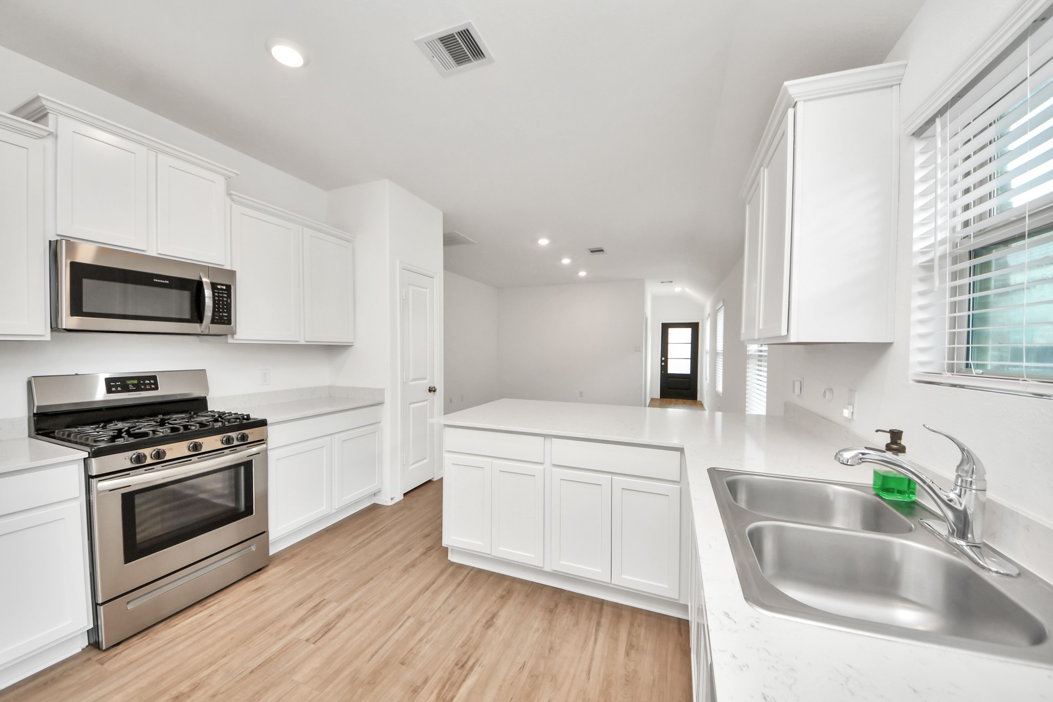6233 Arcadia Sound Lane Property Photo 16
