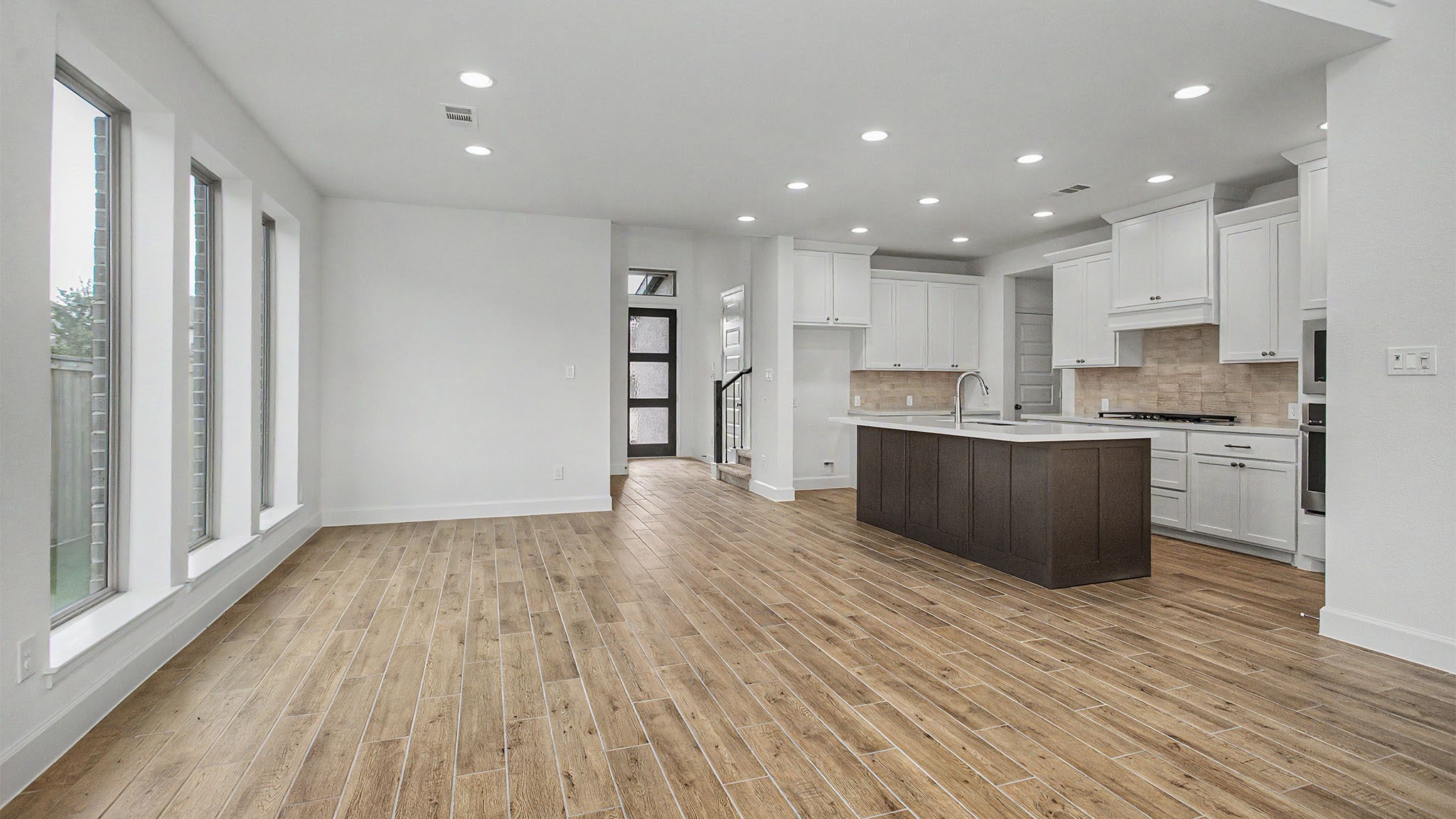 11243 White Crownbeard Drive Property Photo 3