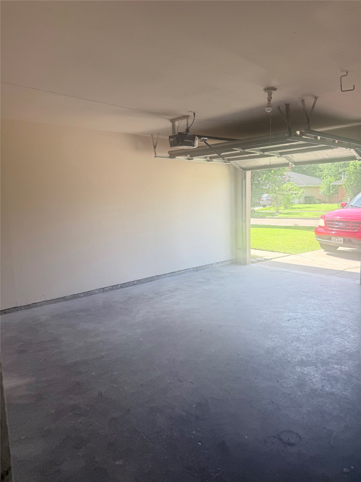 7623 Wilmerdean Street Property Photo 25