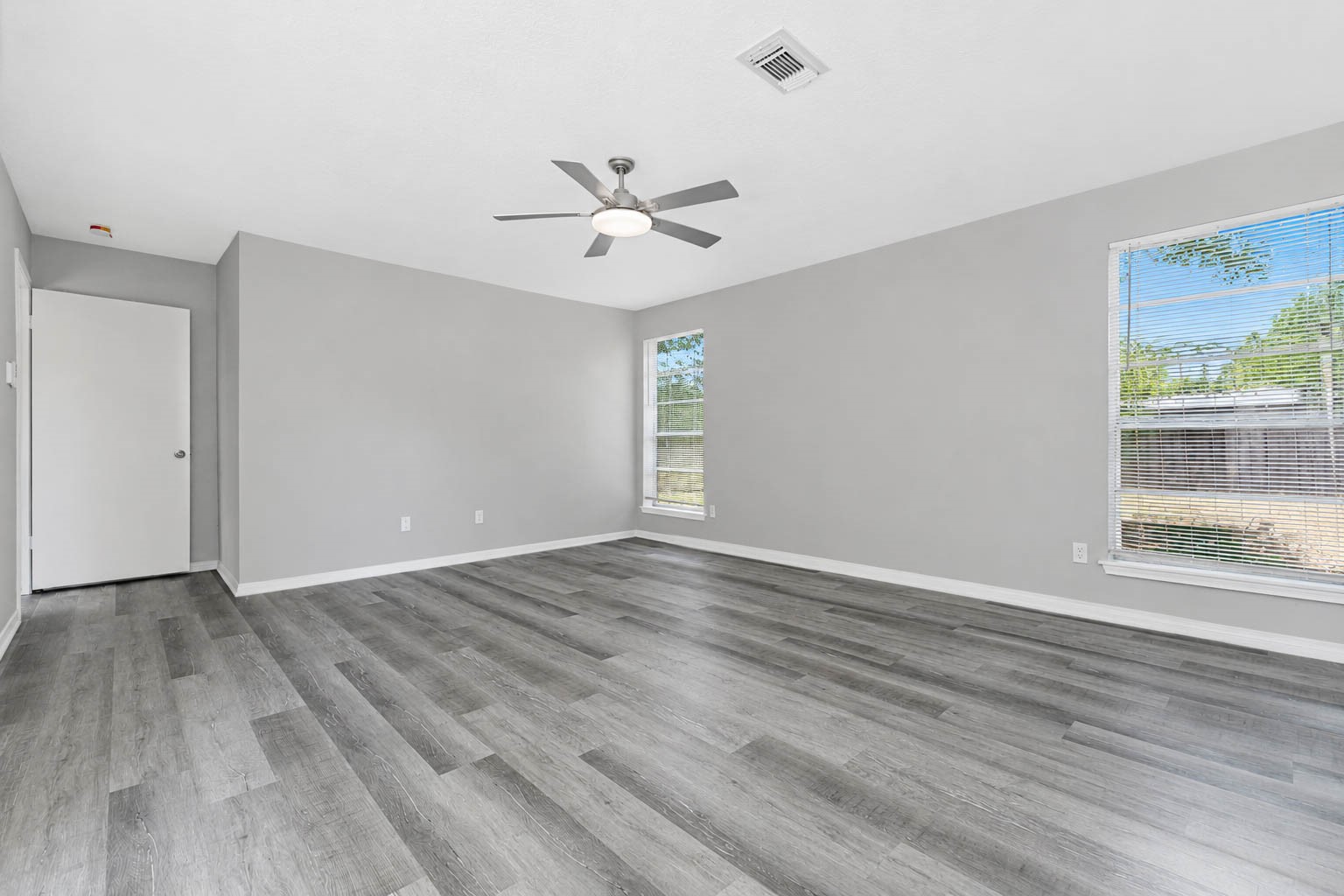 15811 Pathfield Drive Property Photo 22
