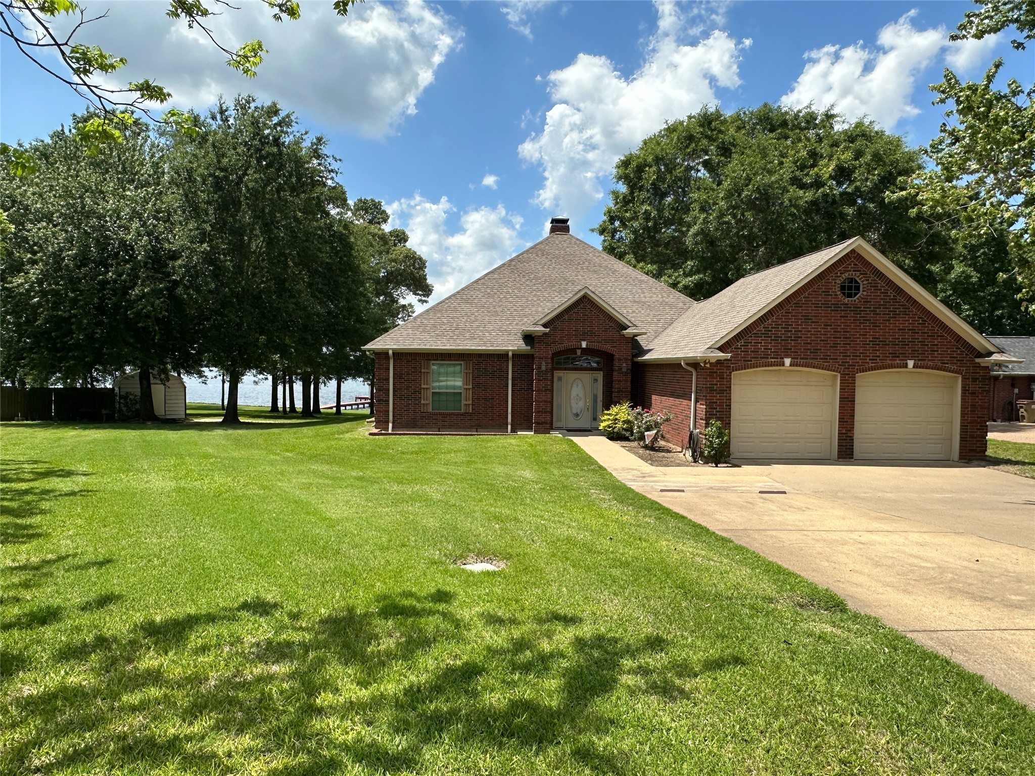 253 County Road 3527 Property Photo 1