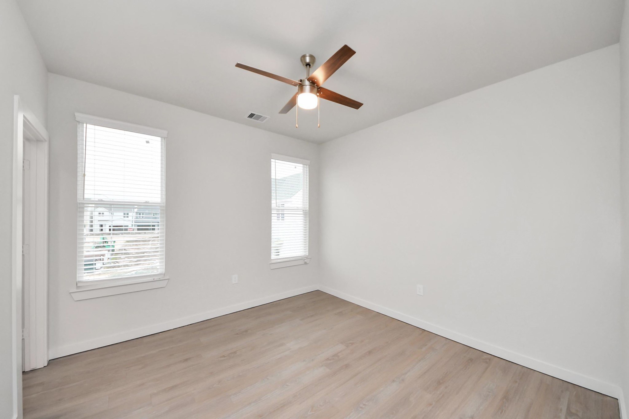 7330 Leighton Meadow Lane Property Photo 25