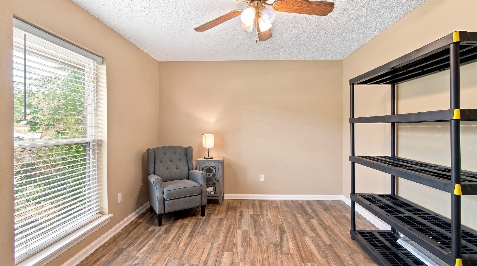 6104 Fox Ridge Drive Property Photo 9