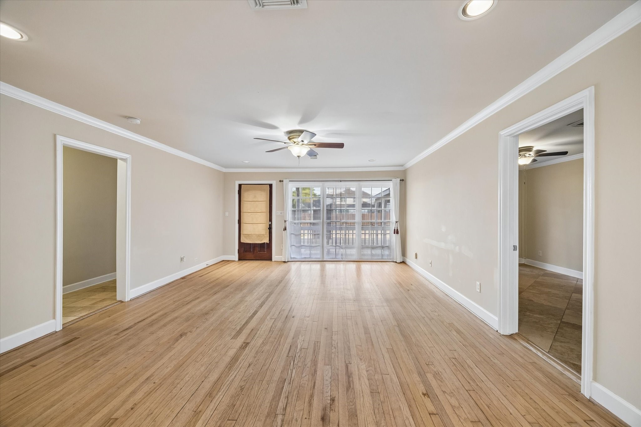 1221 Aurora Street Property Photo 2