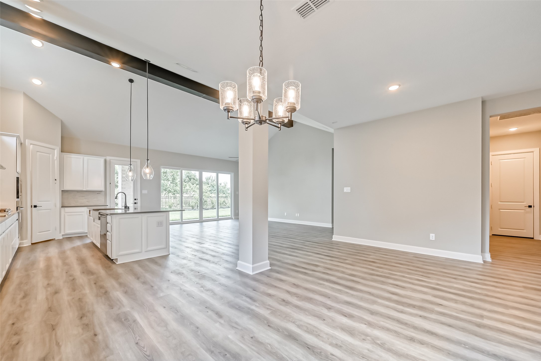 610 Vineyard Hollow Court Property Photo 20