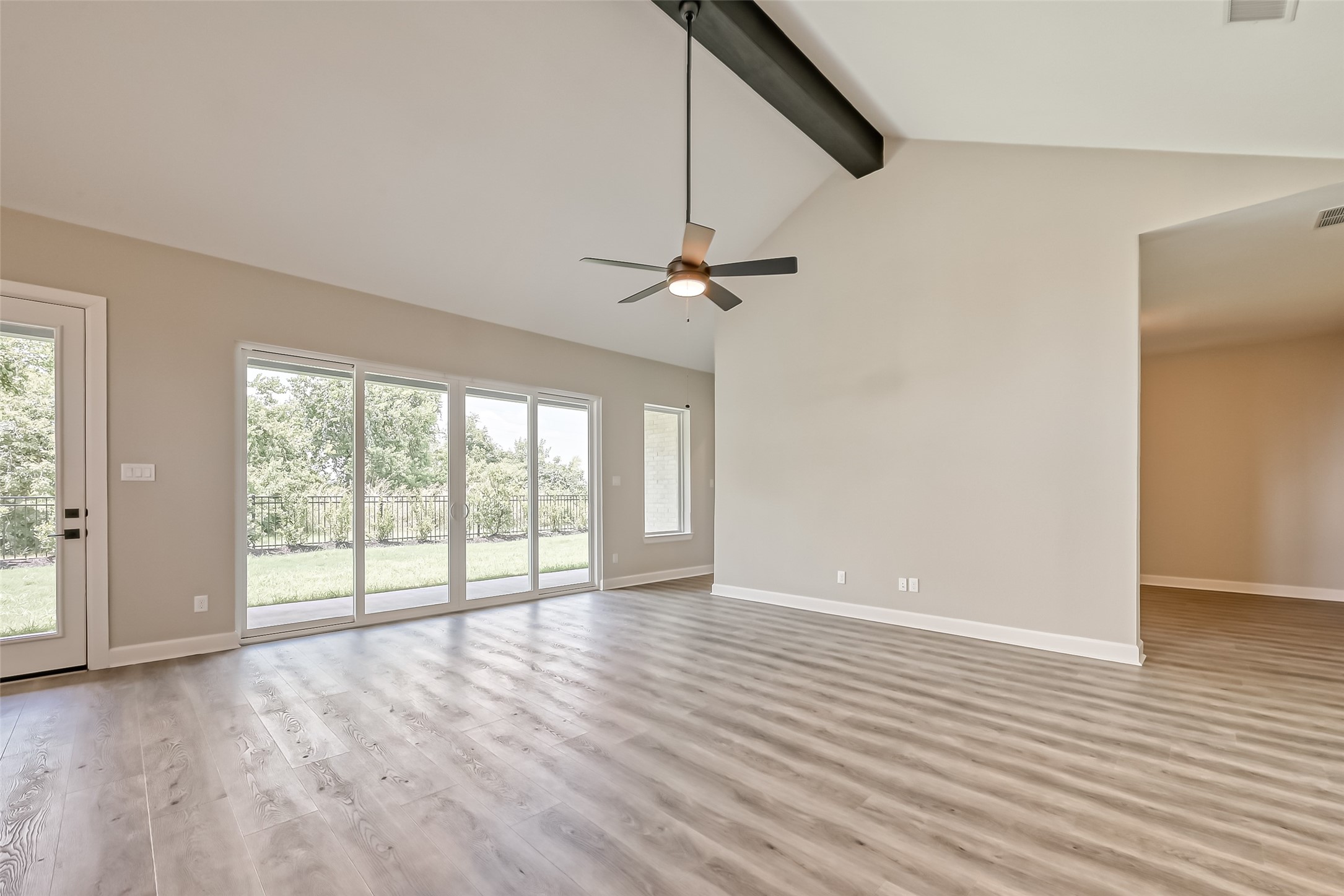 610 Vineyard Hollow Court Property Photo 22