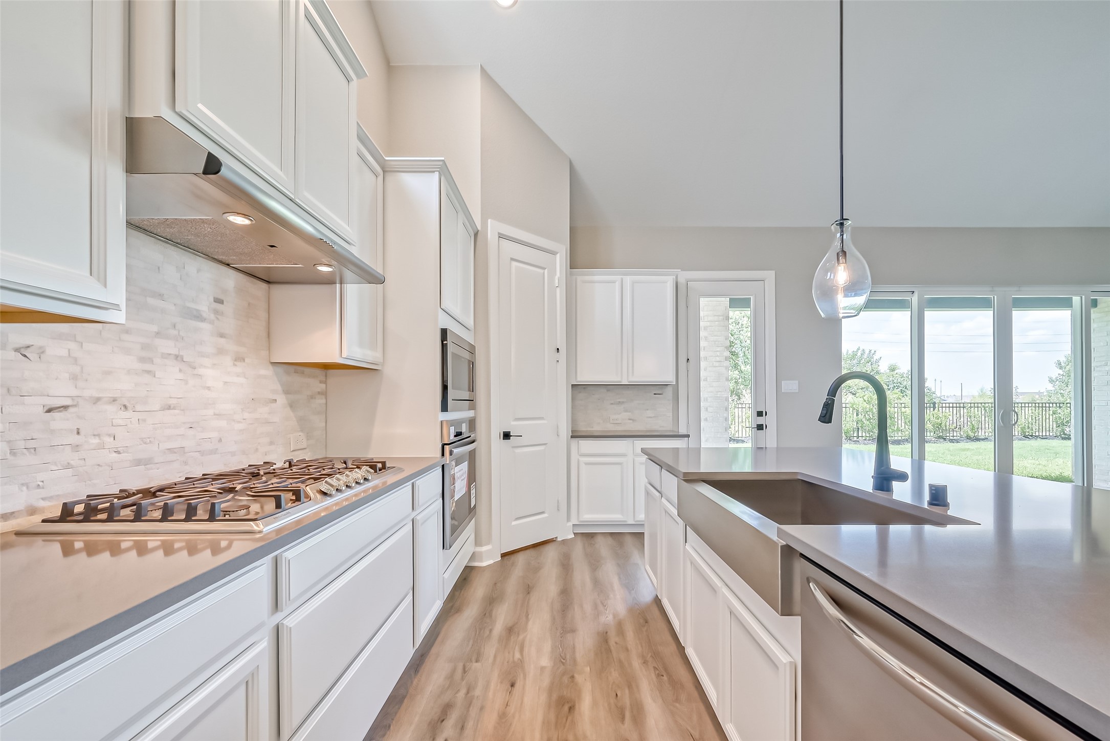 610 Vineyard Hollow Court Property Photo 29