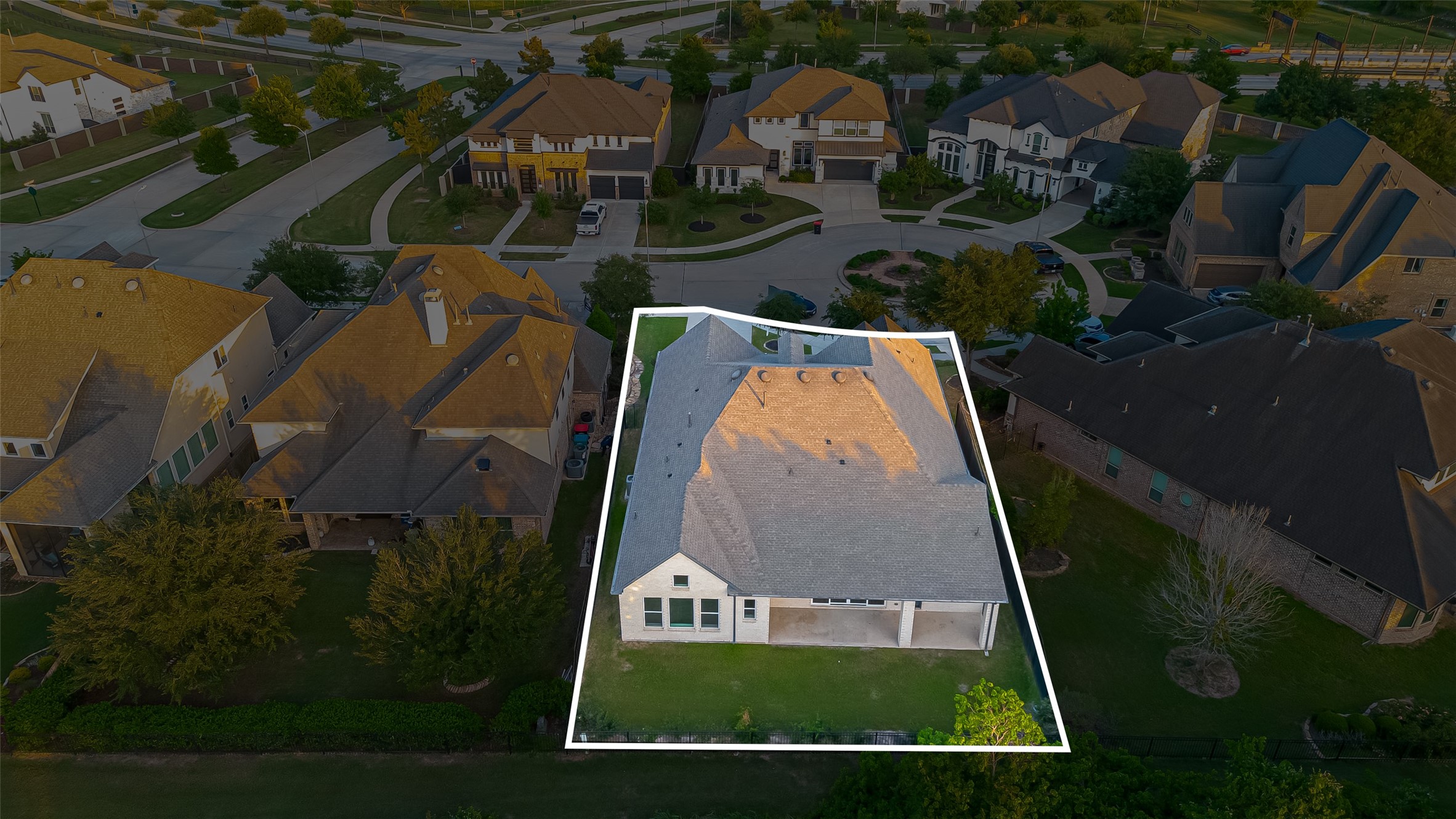 610 Vineyard Hollow Court Property Photo 48
