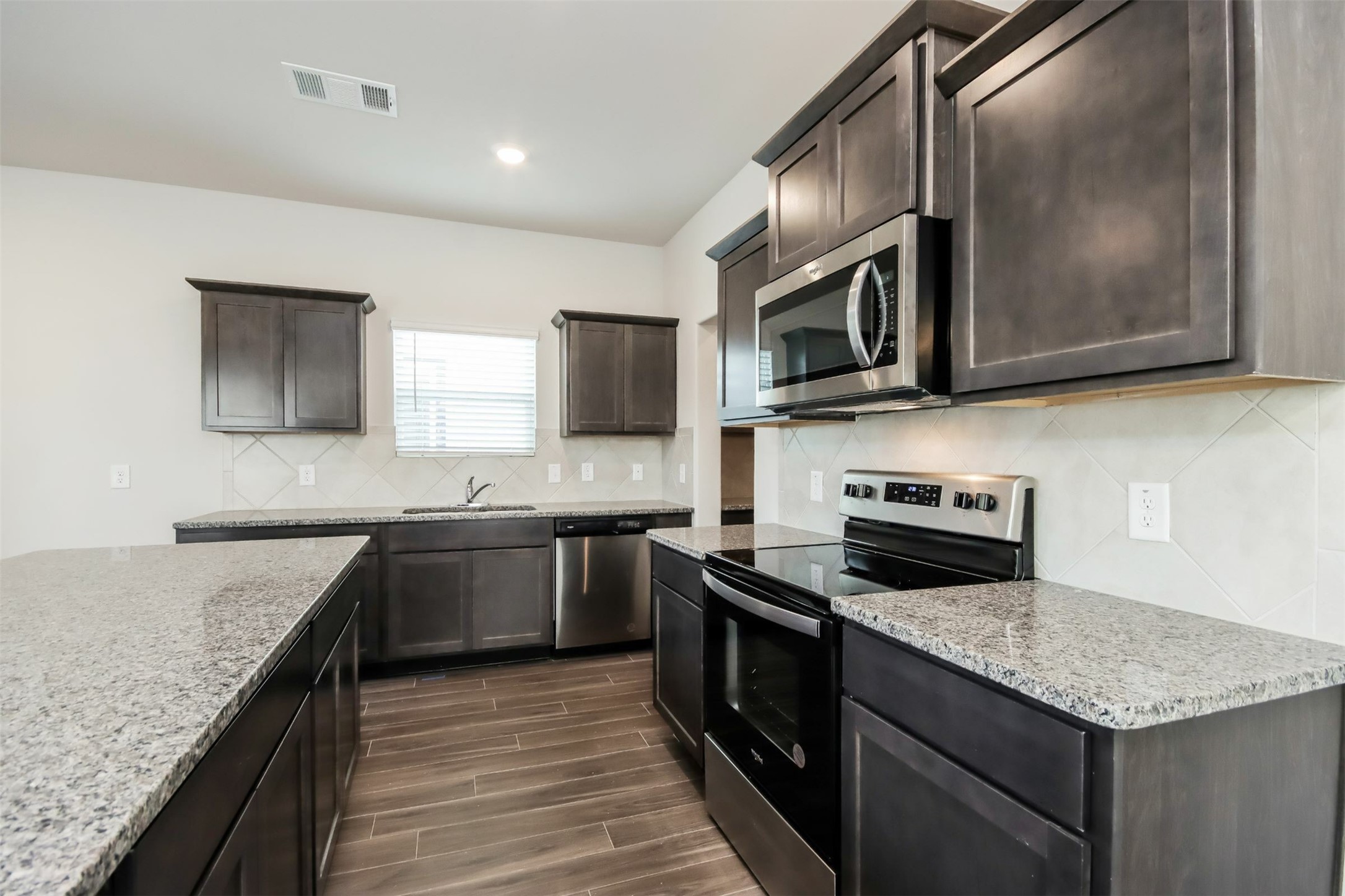 15235 Estrella West Property Photo 3