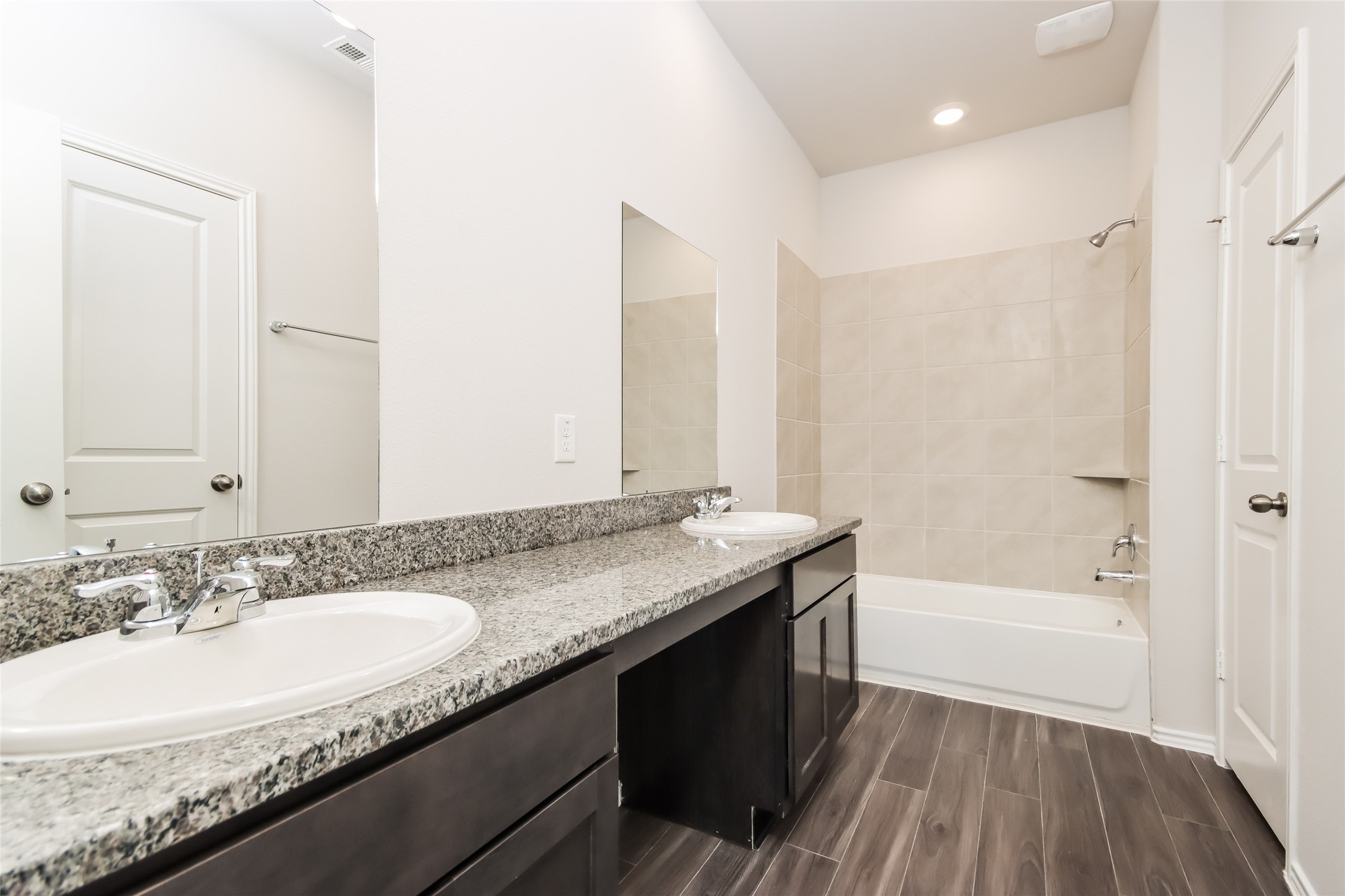 15235 Estrella West Property Photo 9
