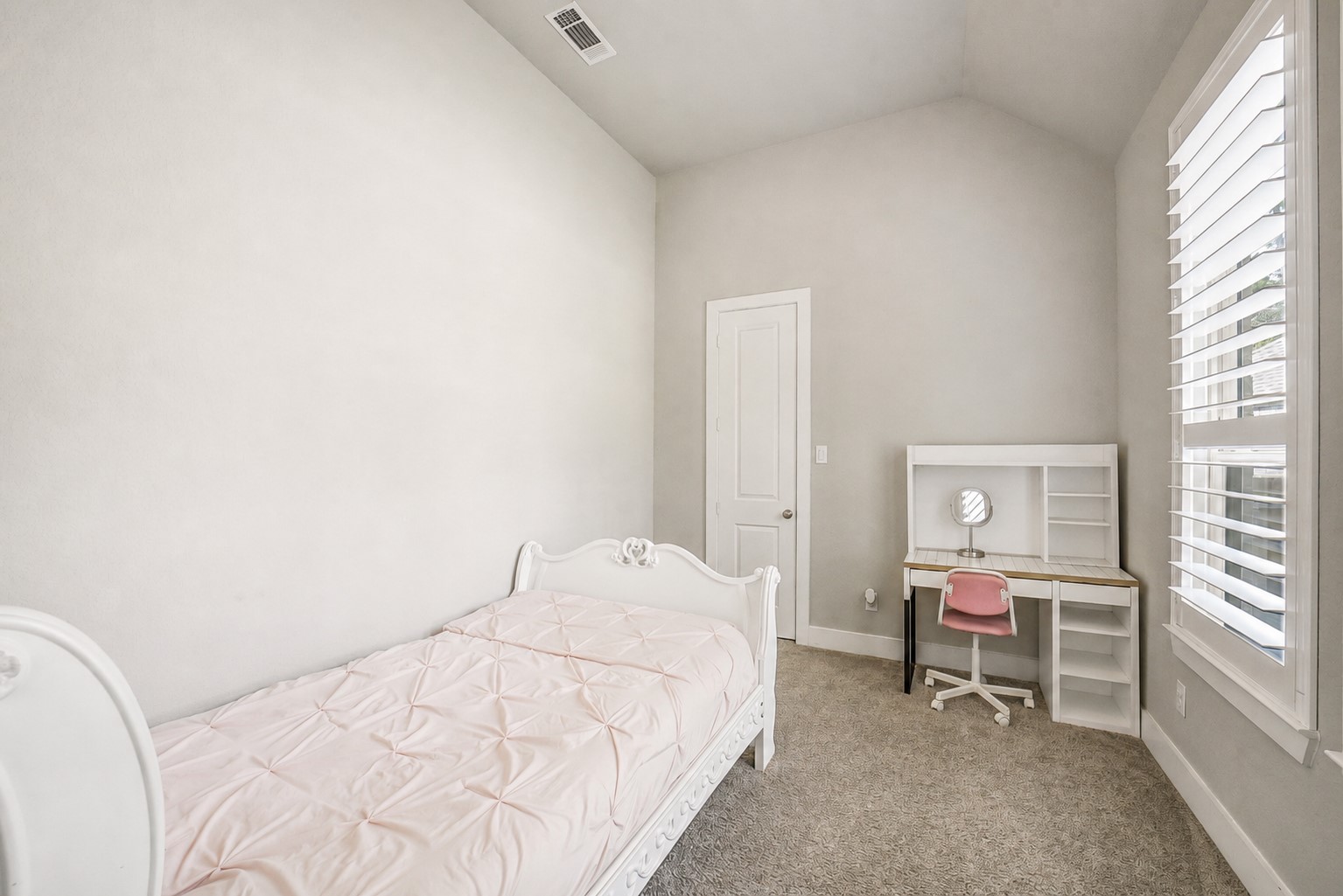 107 Rosewood Forest Court Property Photo 32