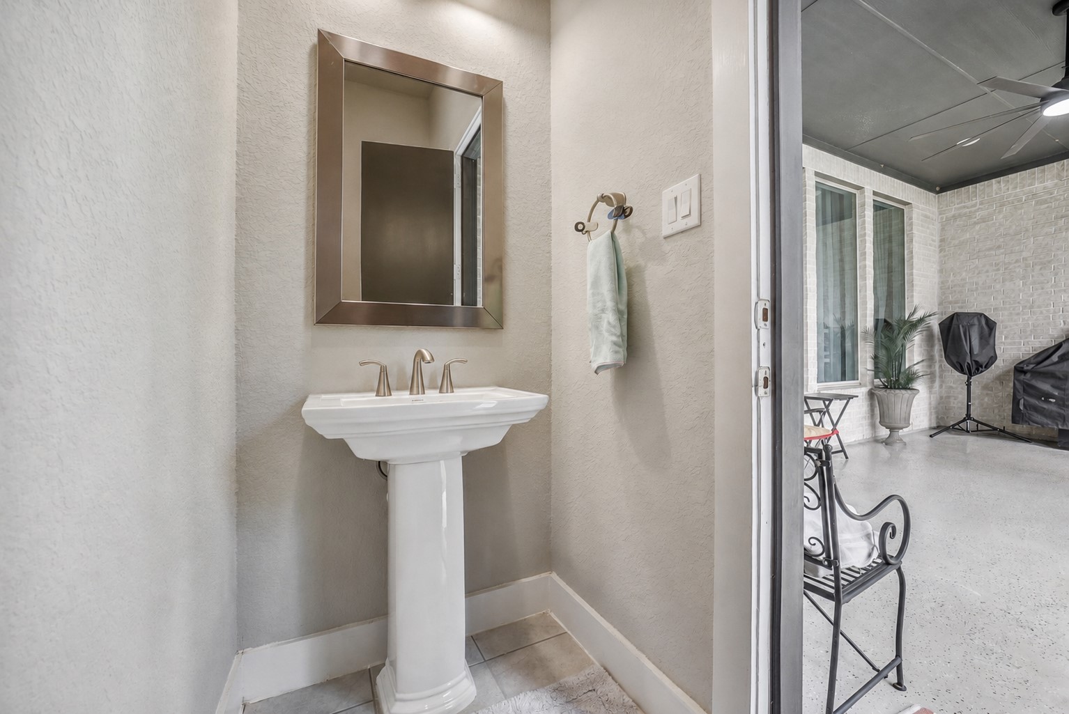 107 Rosewood Forest Court Property Photo 36
