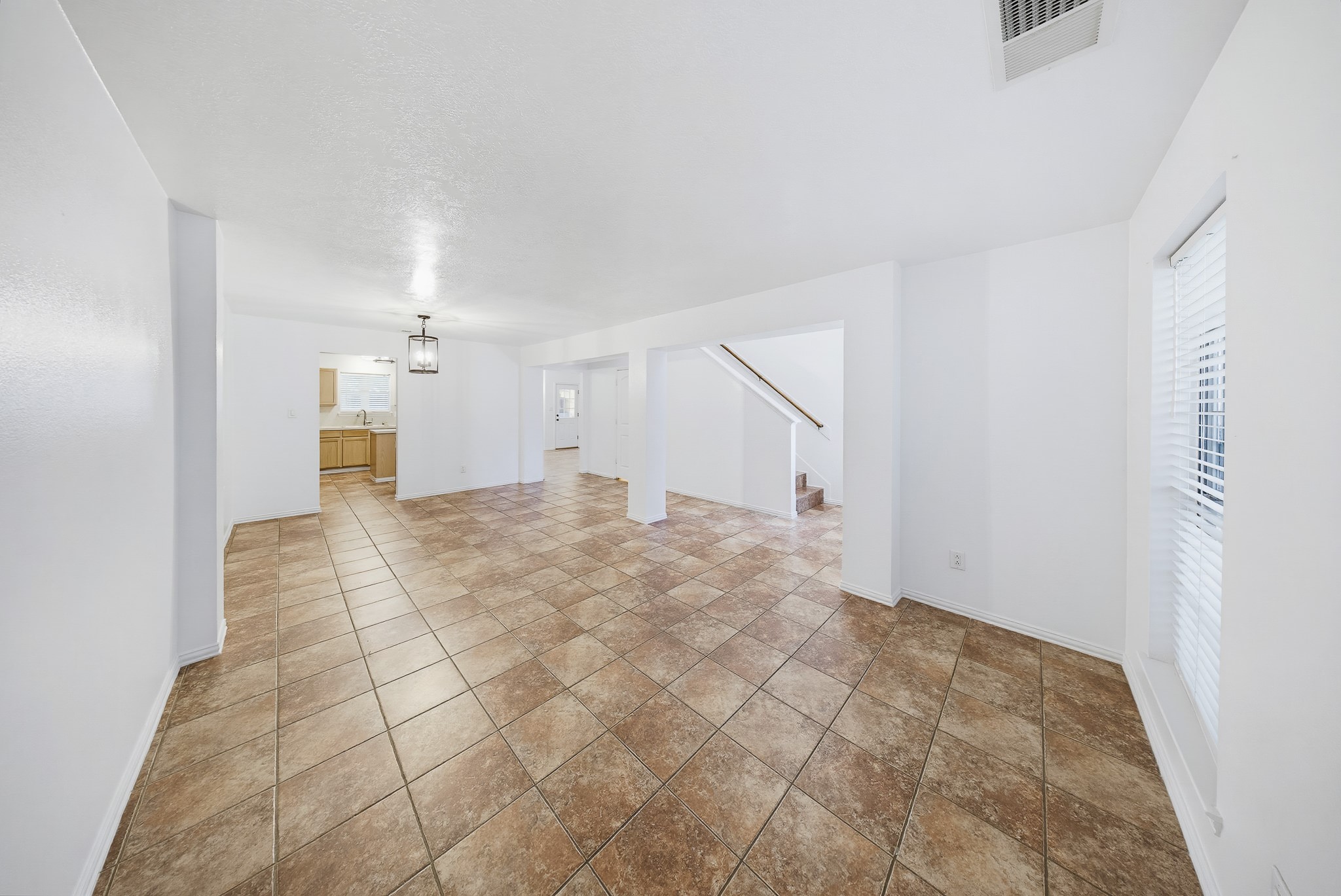 16130 Coleburn Drive Property Photo 9