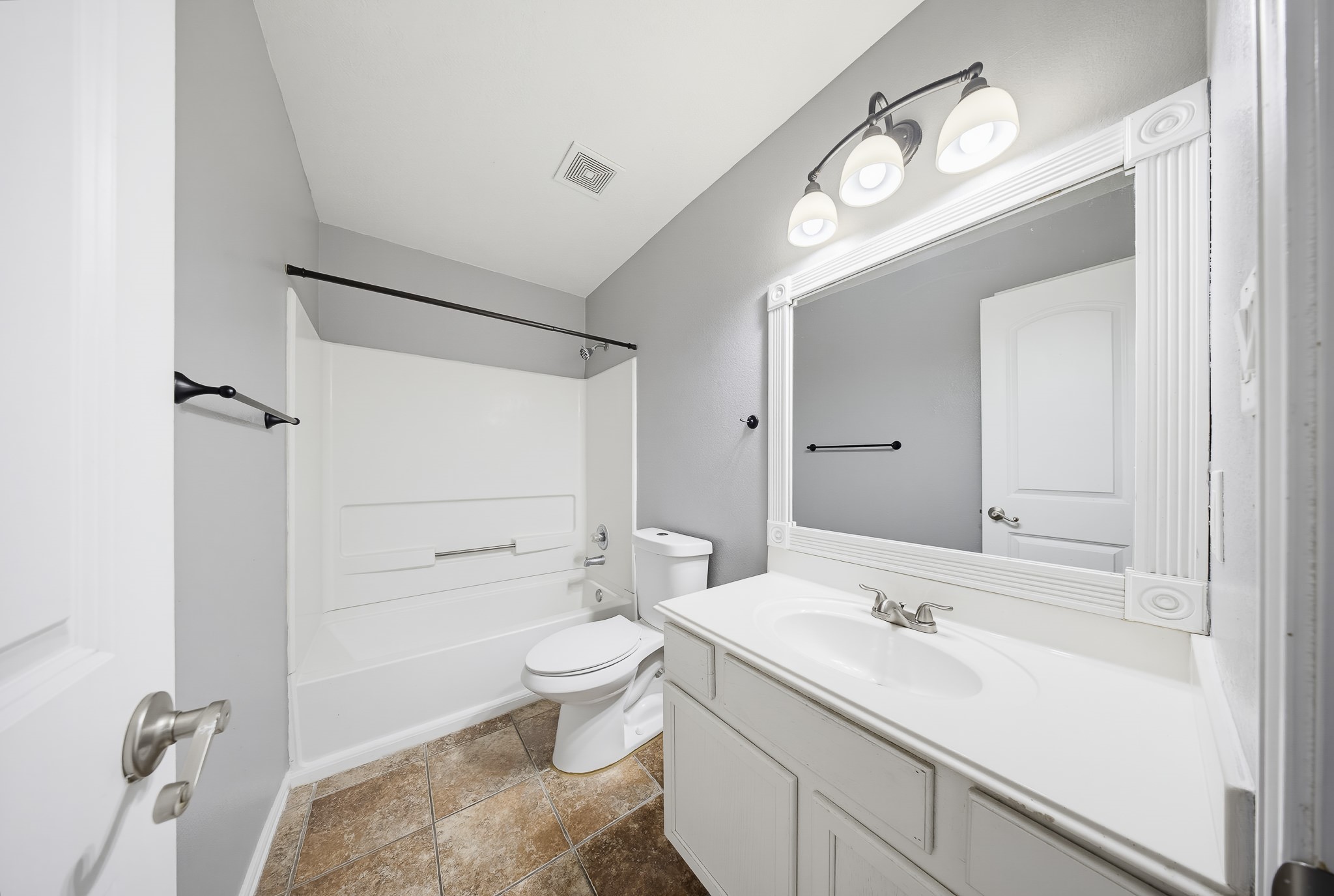 16130 Coleburn Drive Property Photo 23